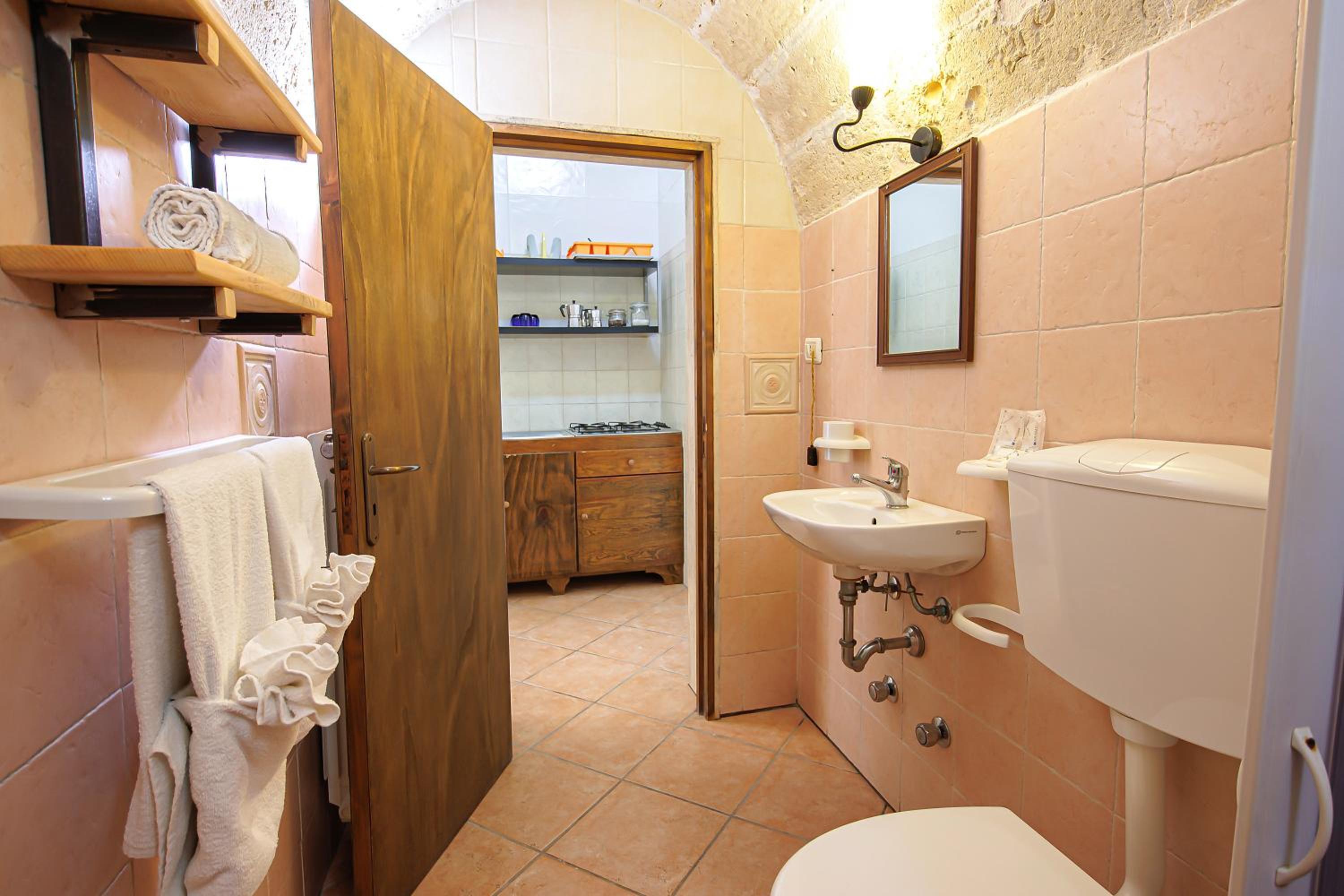 Exedra Holiday House