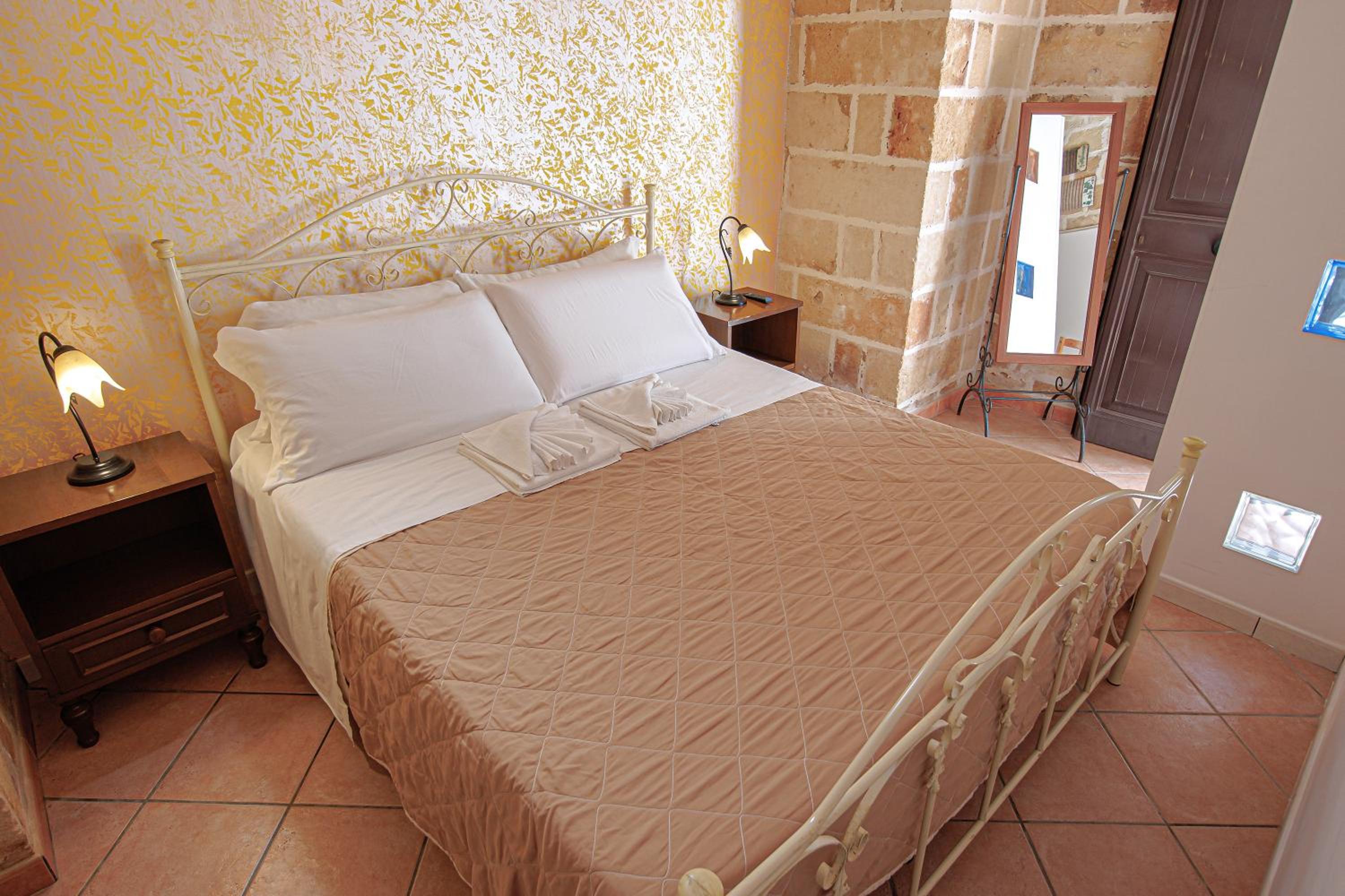 Exedra Holiday House