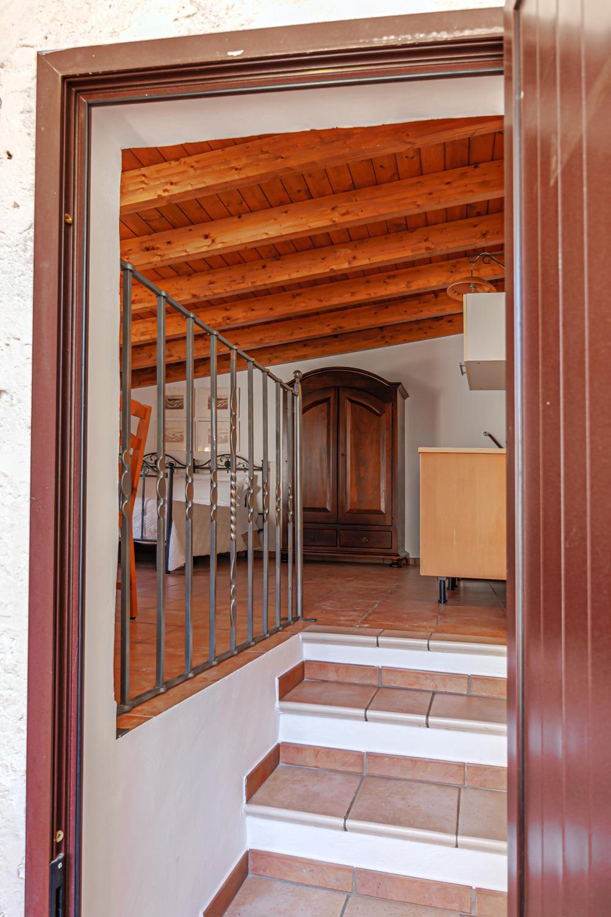 Exedra Holiday House