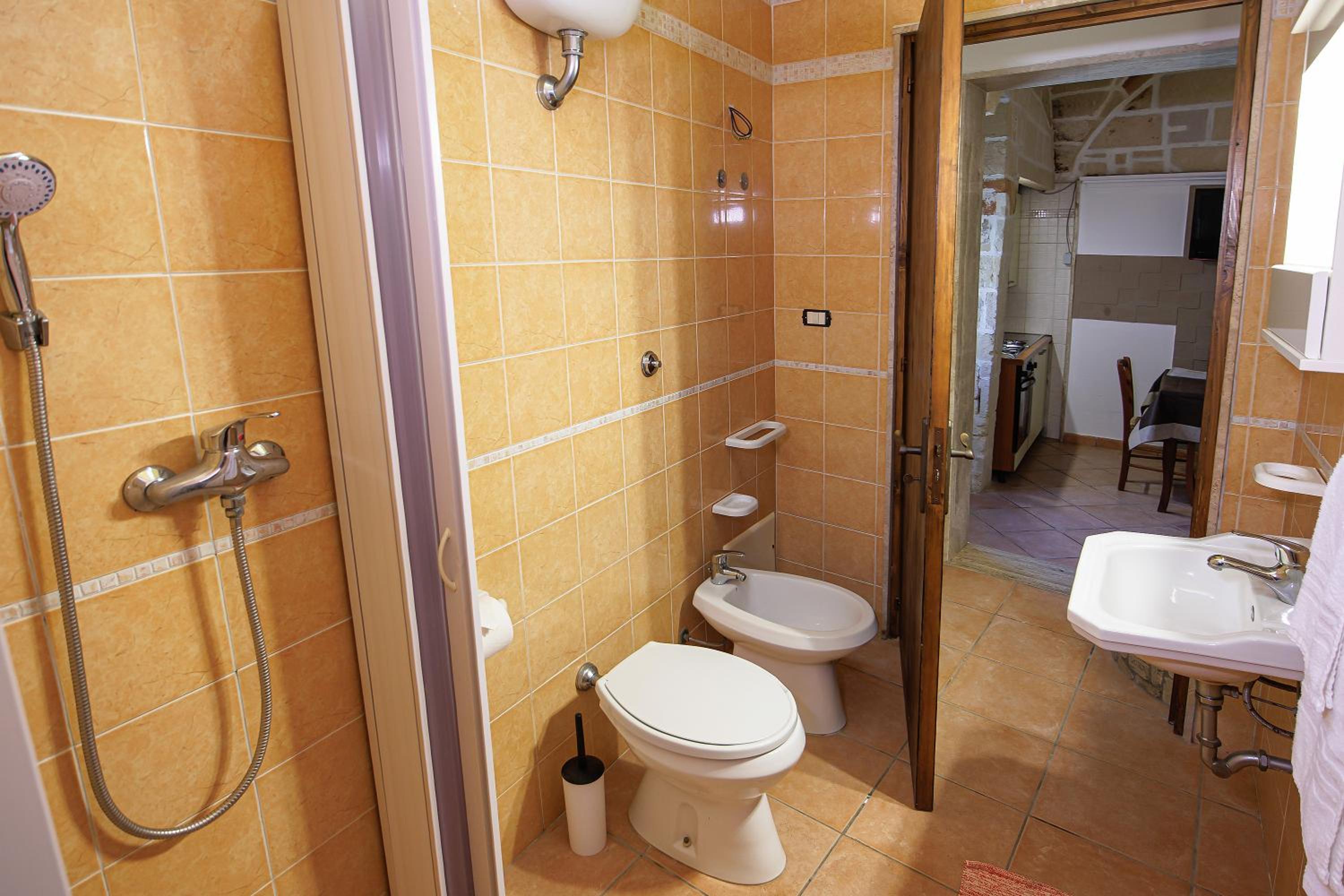 Exedra Holiday House