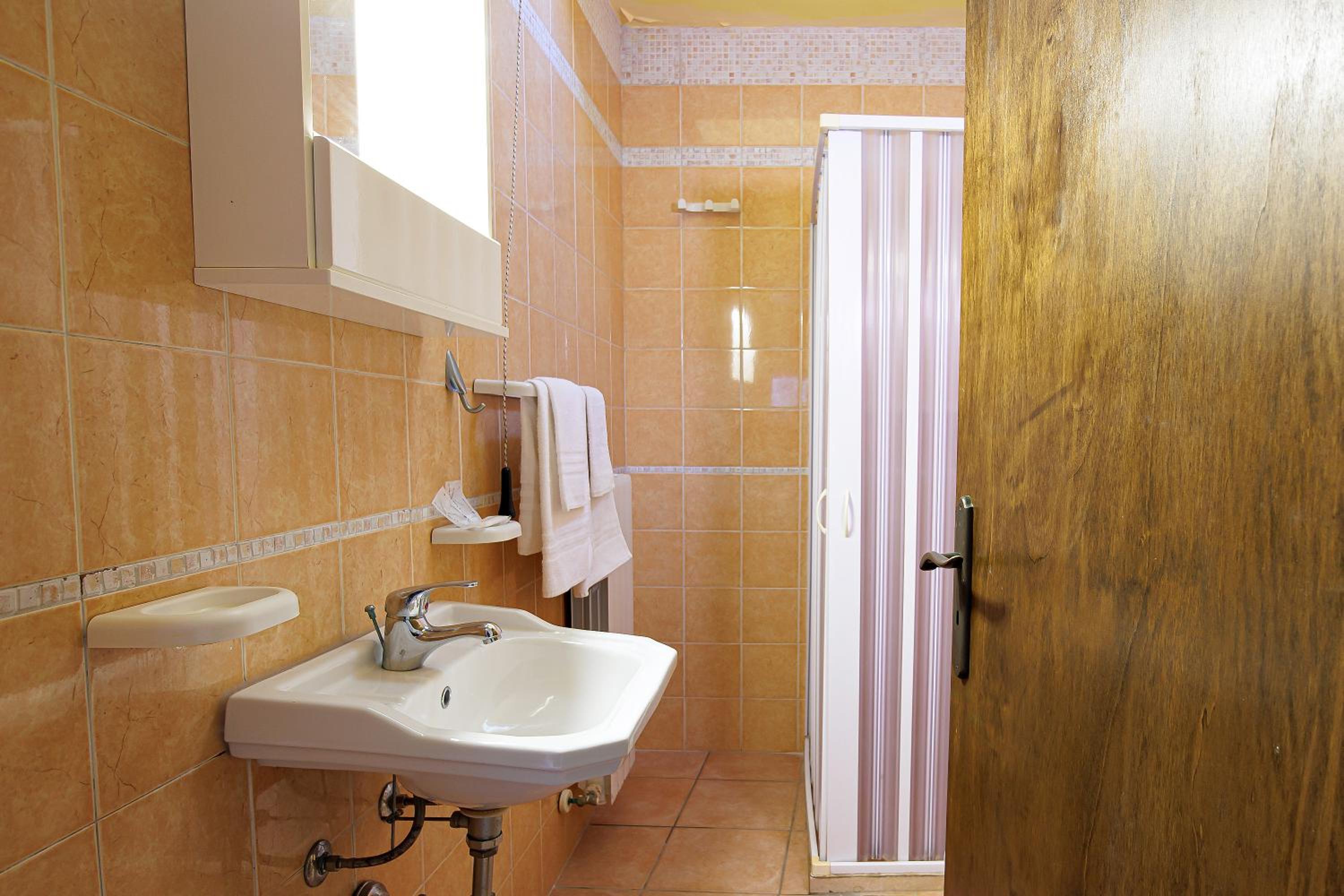 Exedra Holiday House