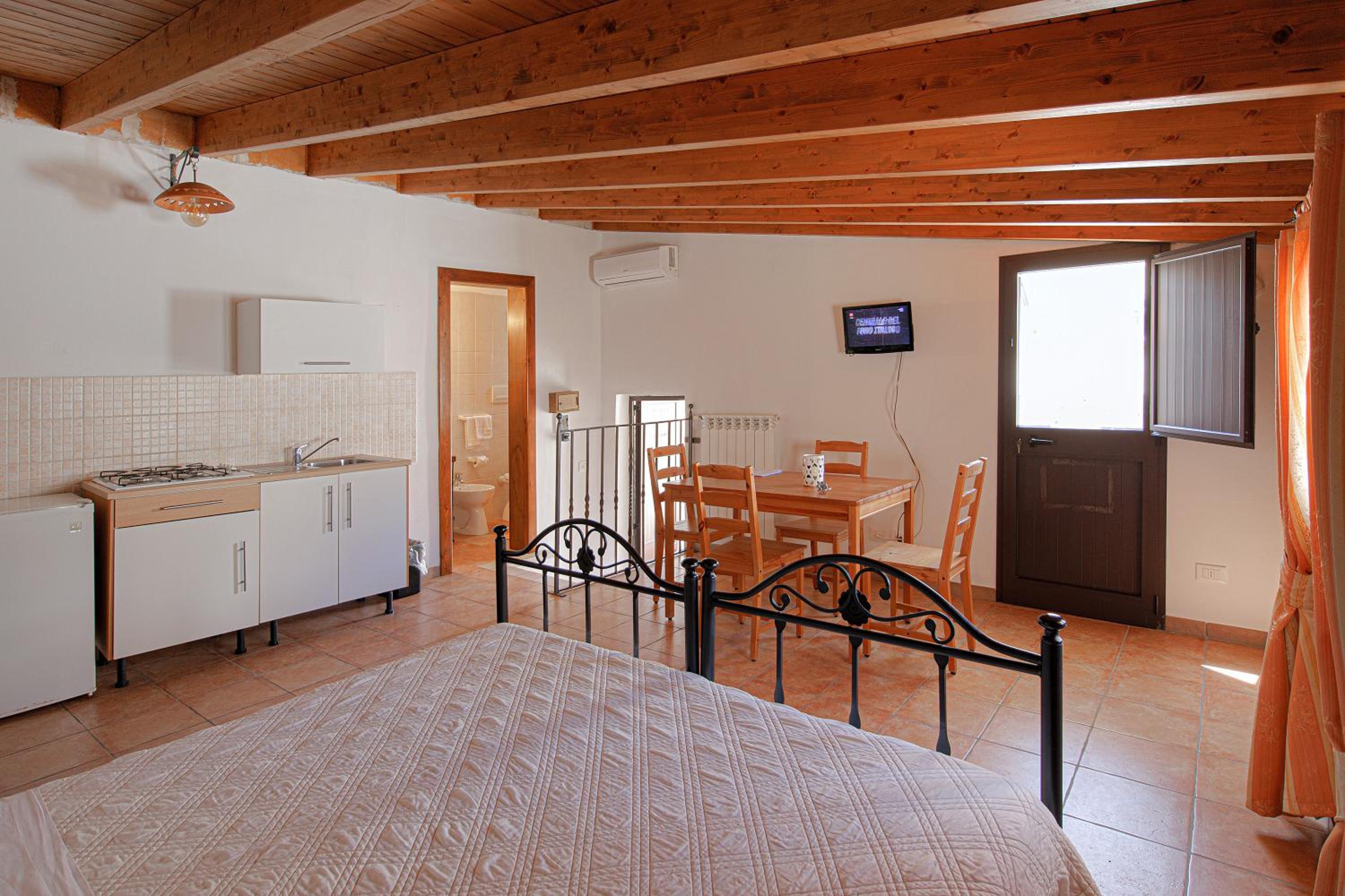 Exedra Holiday House