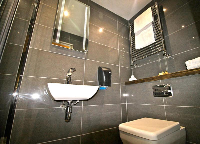Birches Brow Boutique Guest Rooms