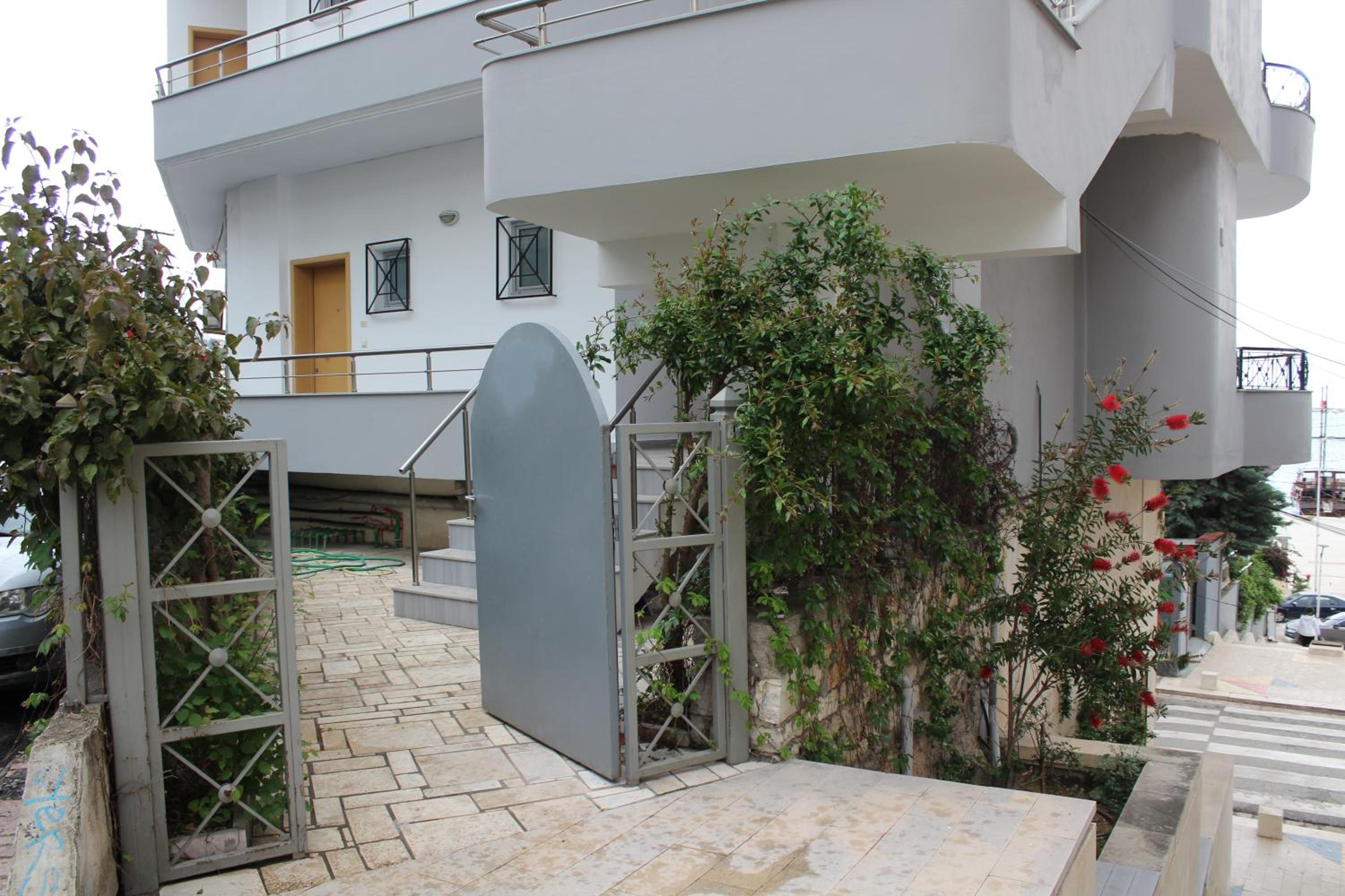 Margaritas Apartments