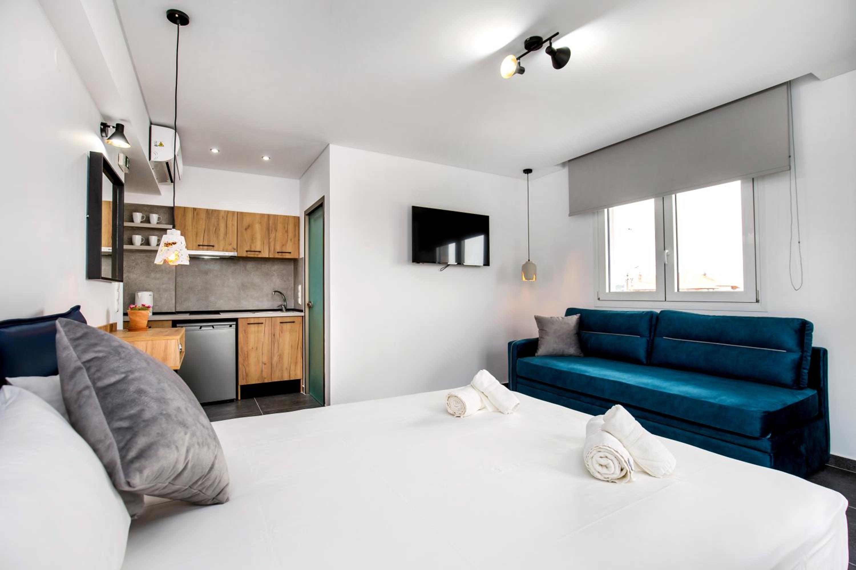 Linden Apartments view 3