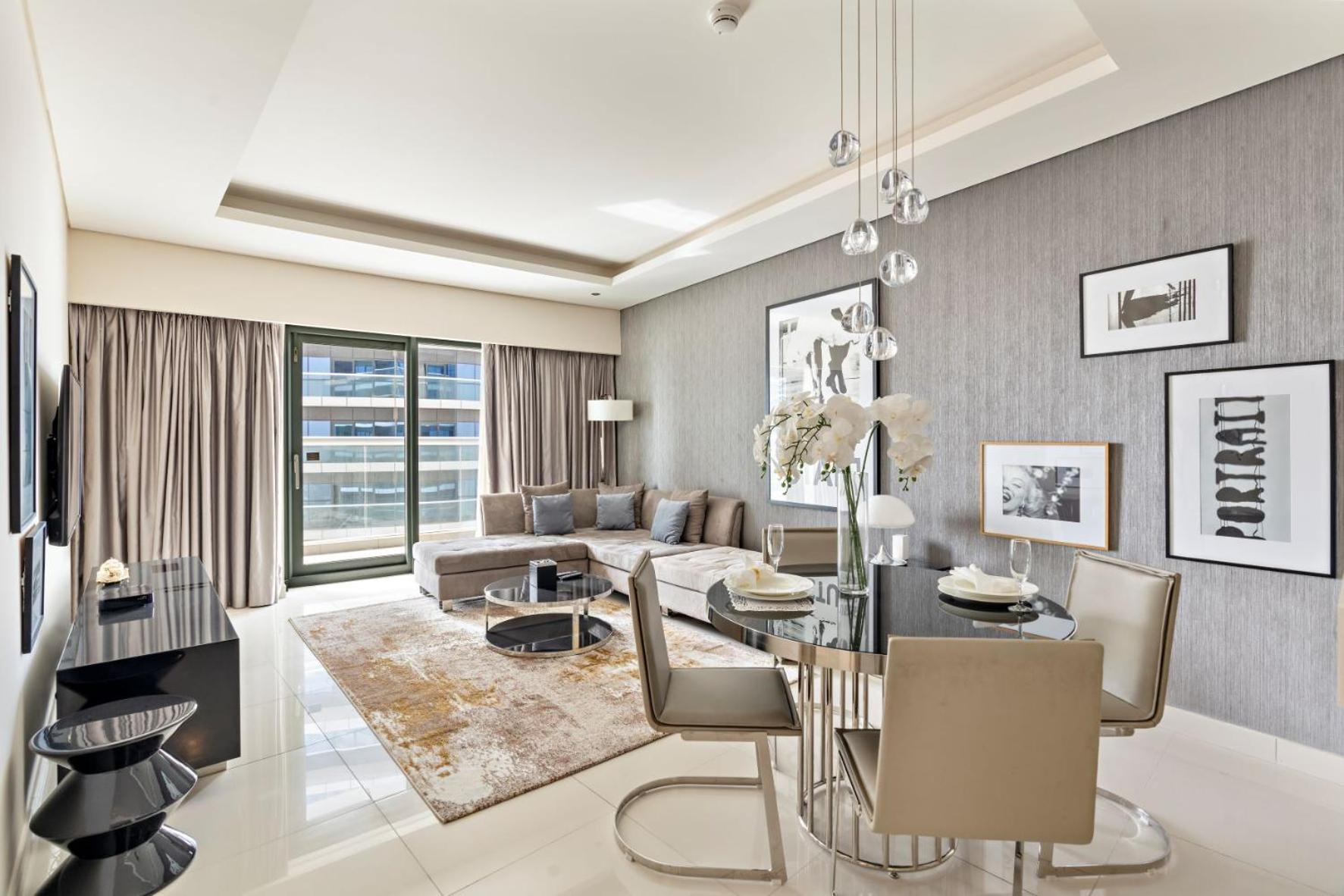 ALiving Luxury 1BR Paramount Towers Business Bay 6205