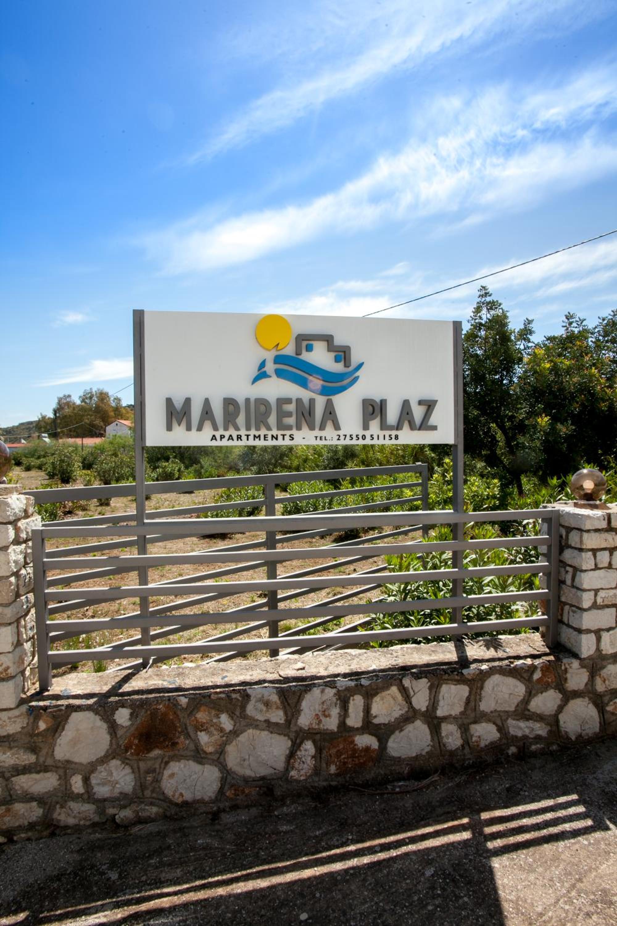 MariRena Plaza