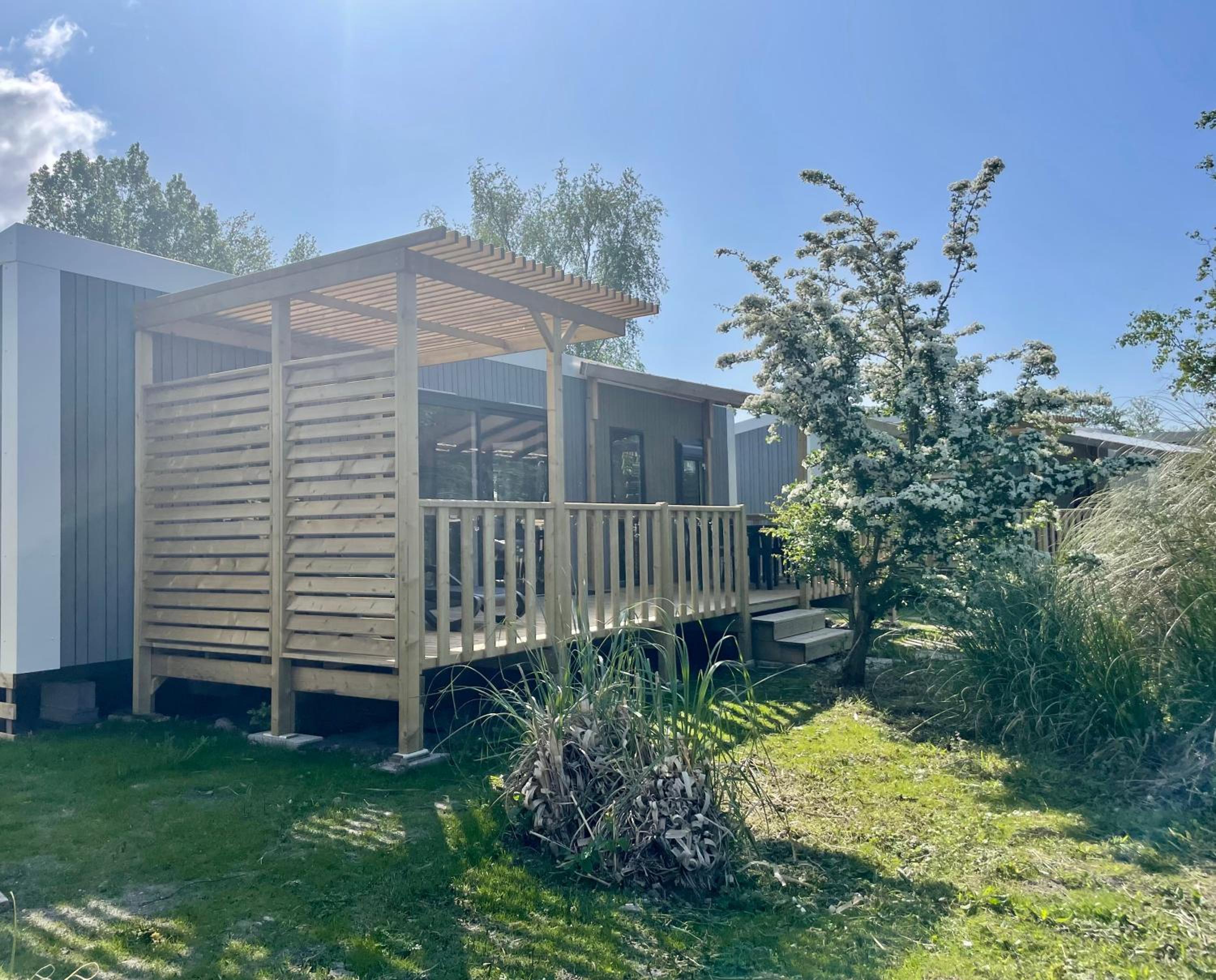 Caravaning Les Tourterelles view 2