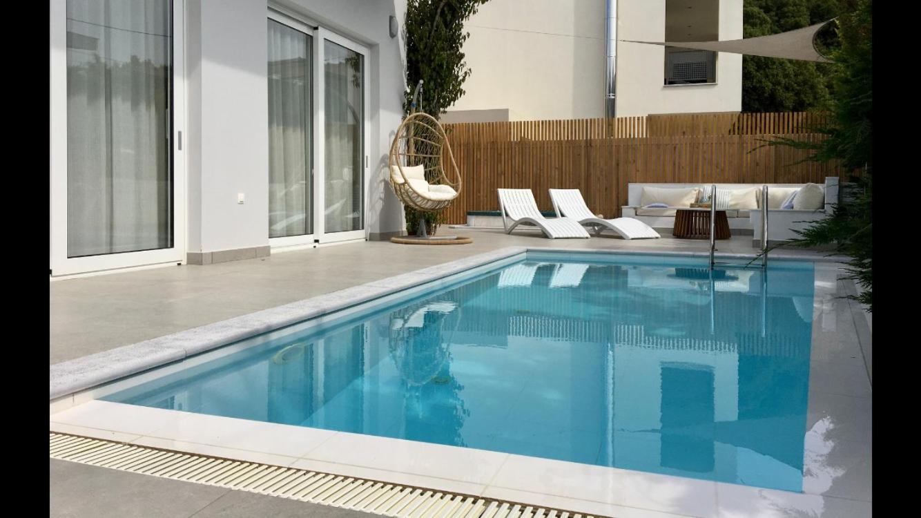 Chris Rea Villa