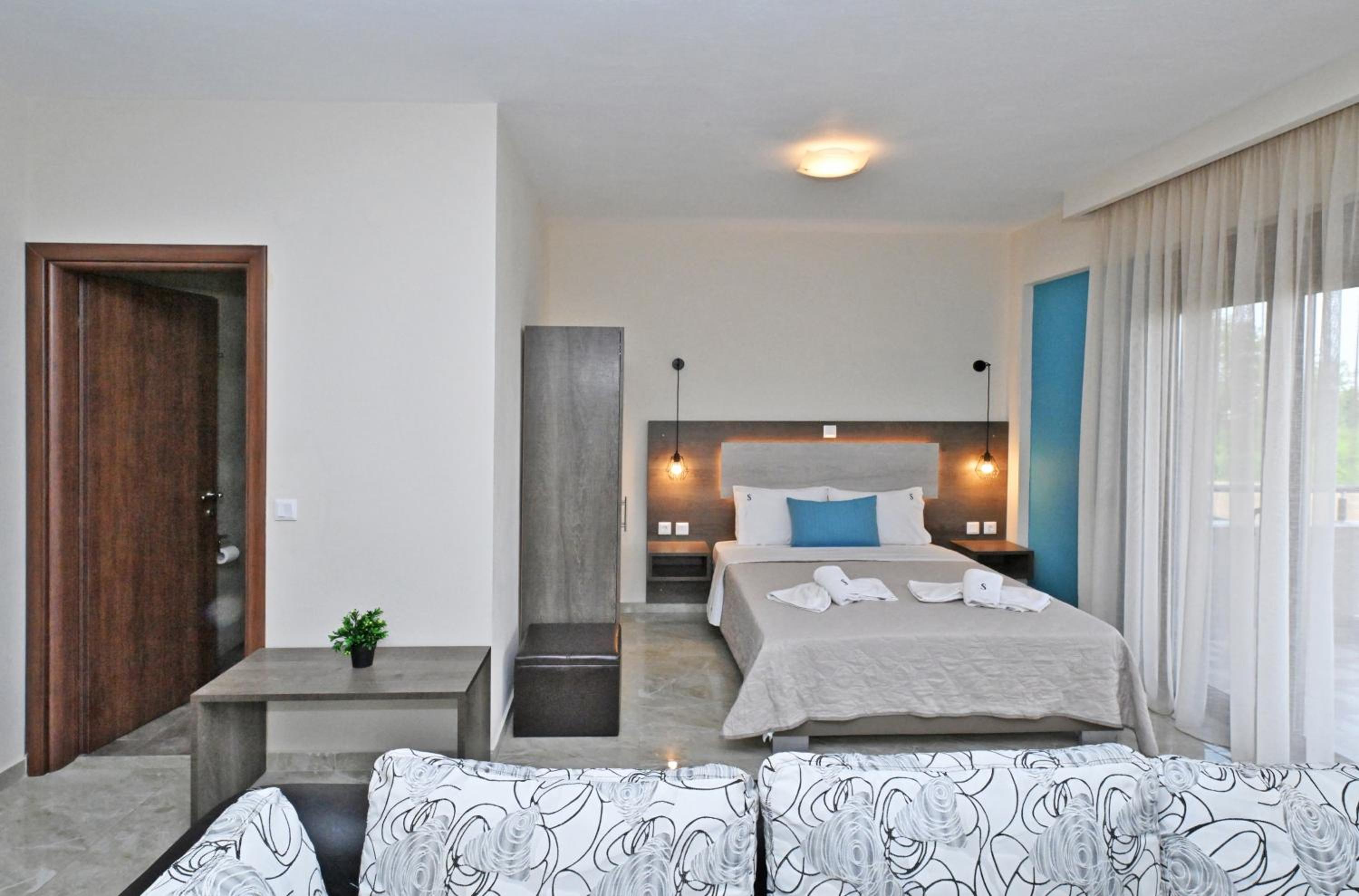 Sinodinos Deluxe Apartments