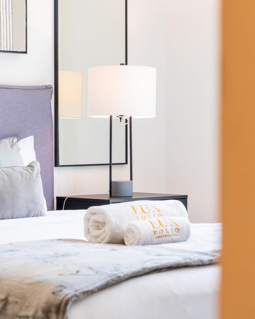LUXFolio Retreats - Brand New - Full Burj View