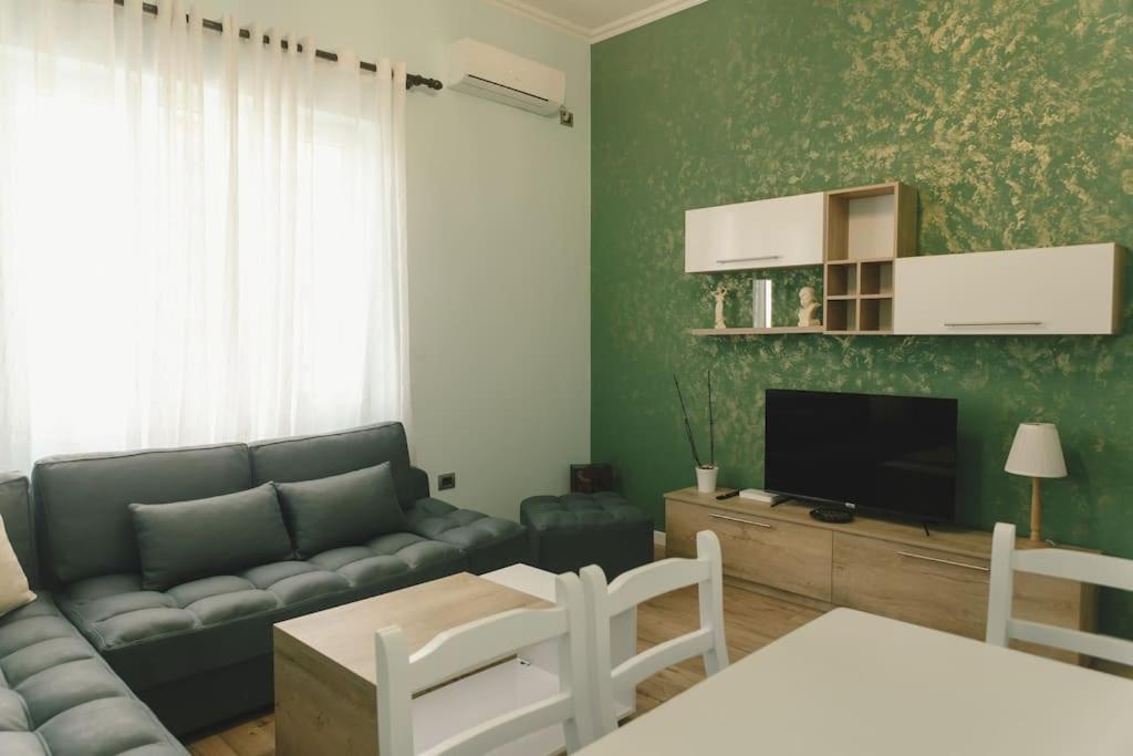 Durres Center Apartment photo 2