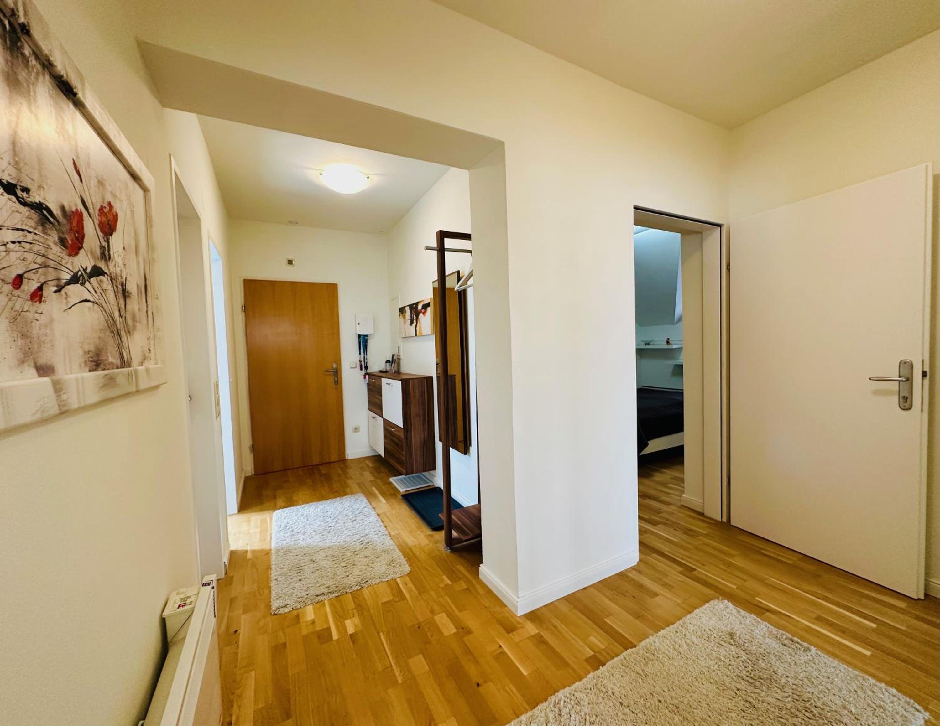 Superior-Apartment mit Pool und Seezugang view 4