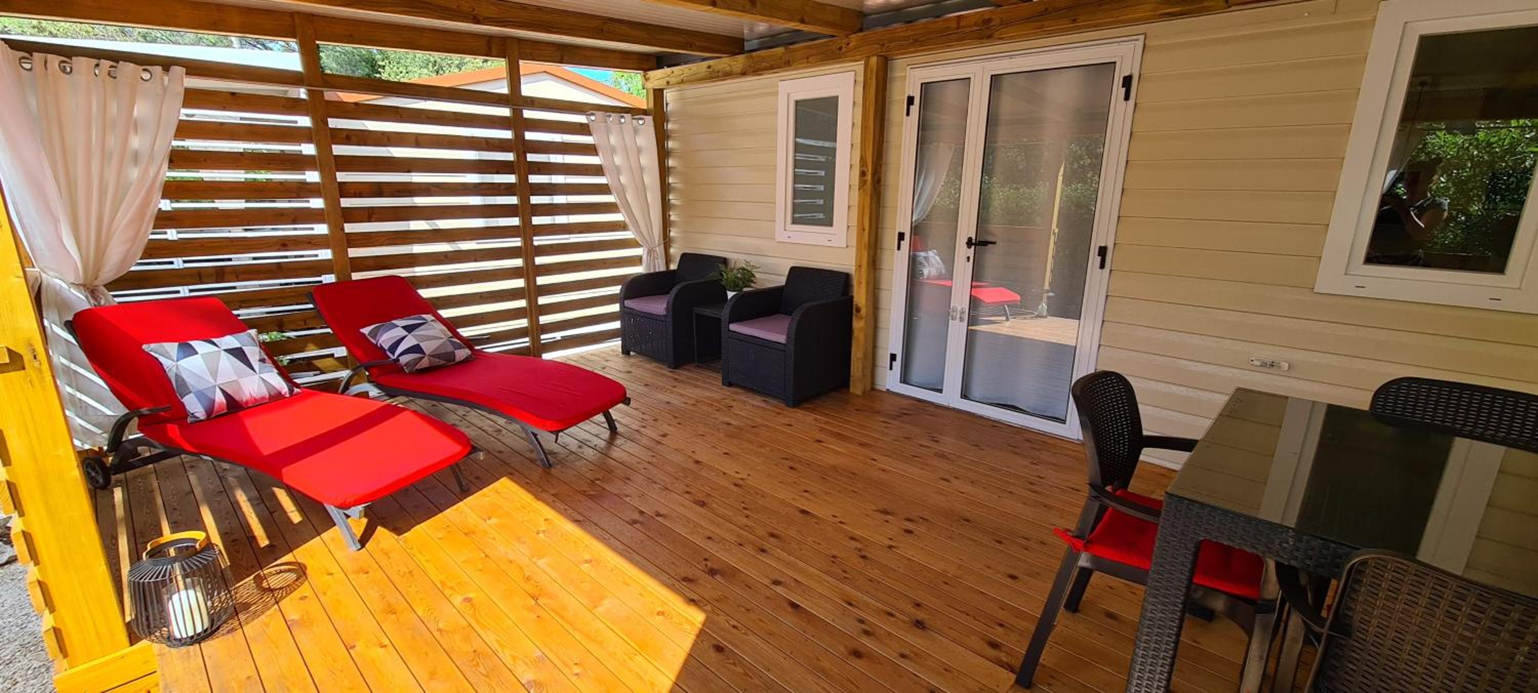 Mobile Home Shelbox view 4