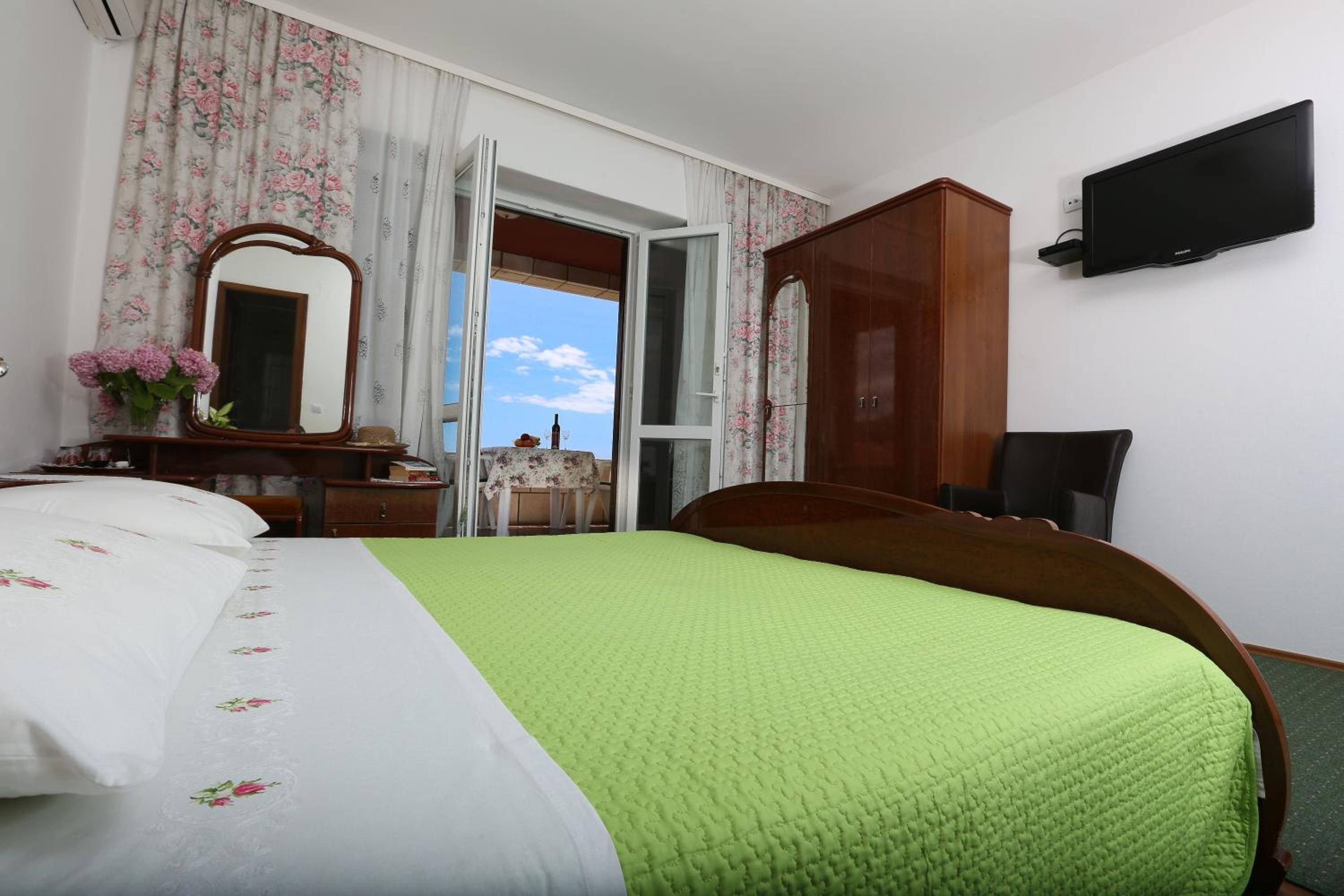 Rooms Cvetka