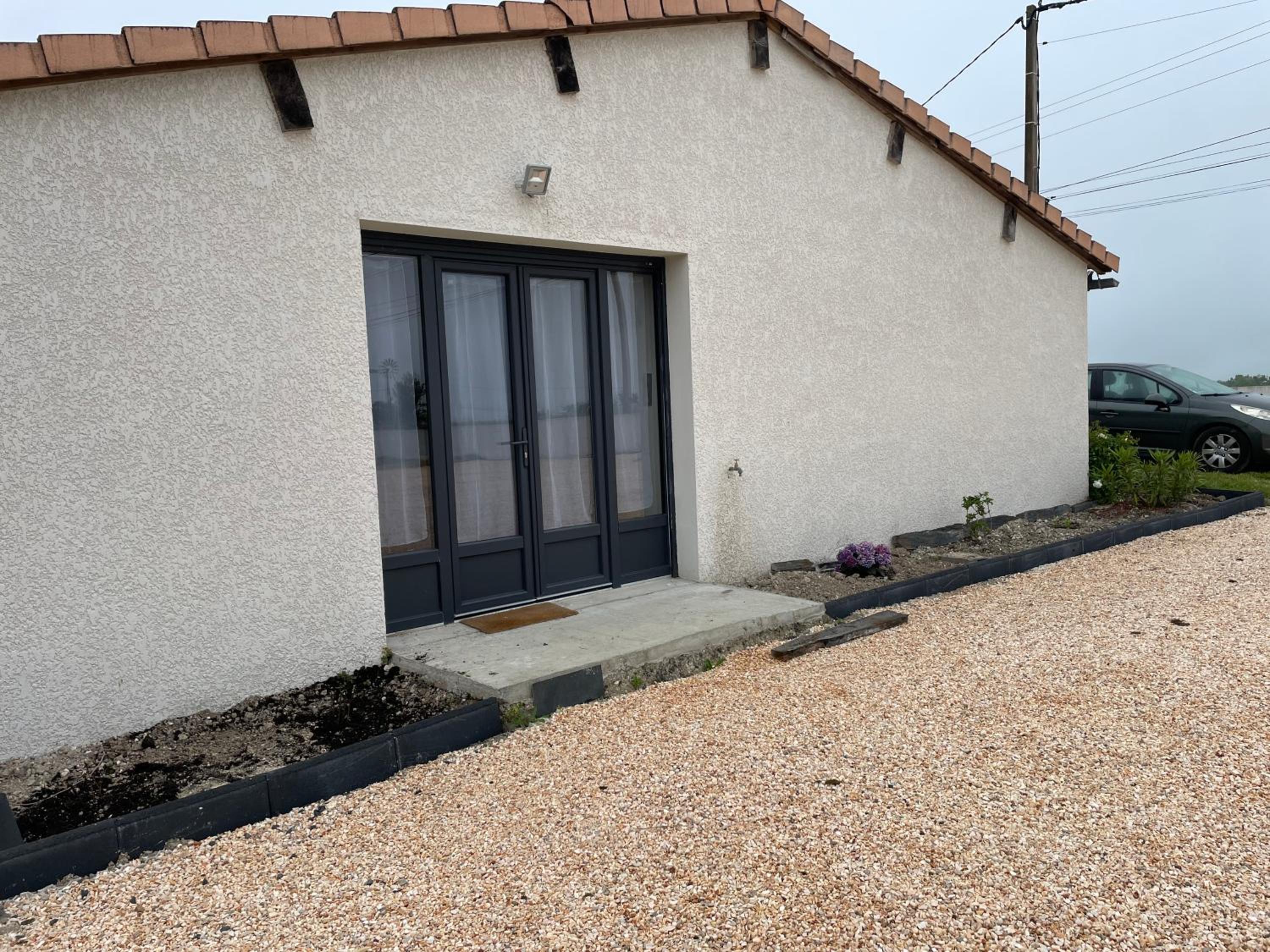 Petite maison en pleine campagne view 2