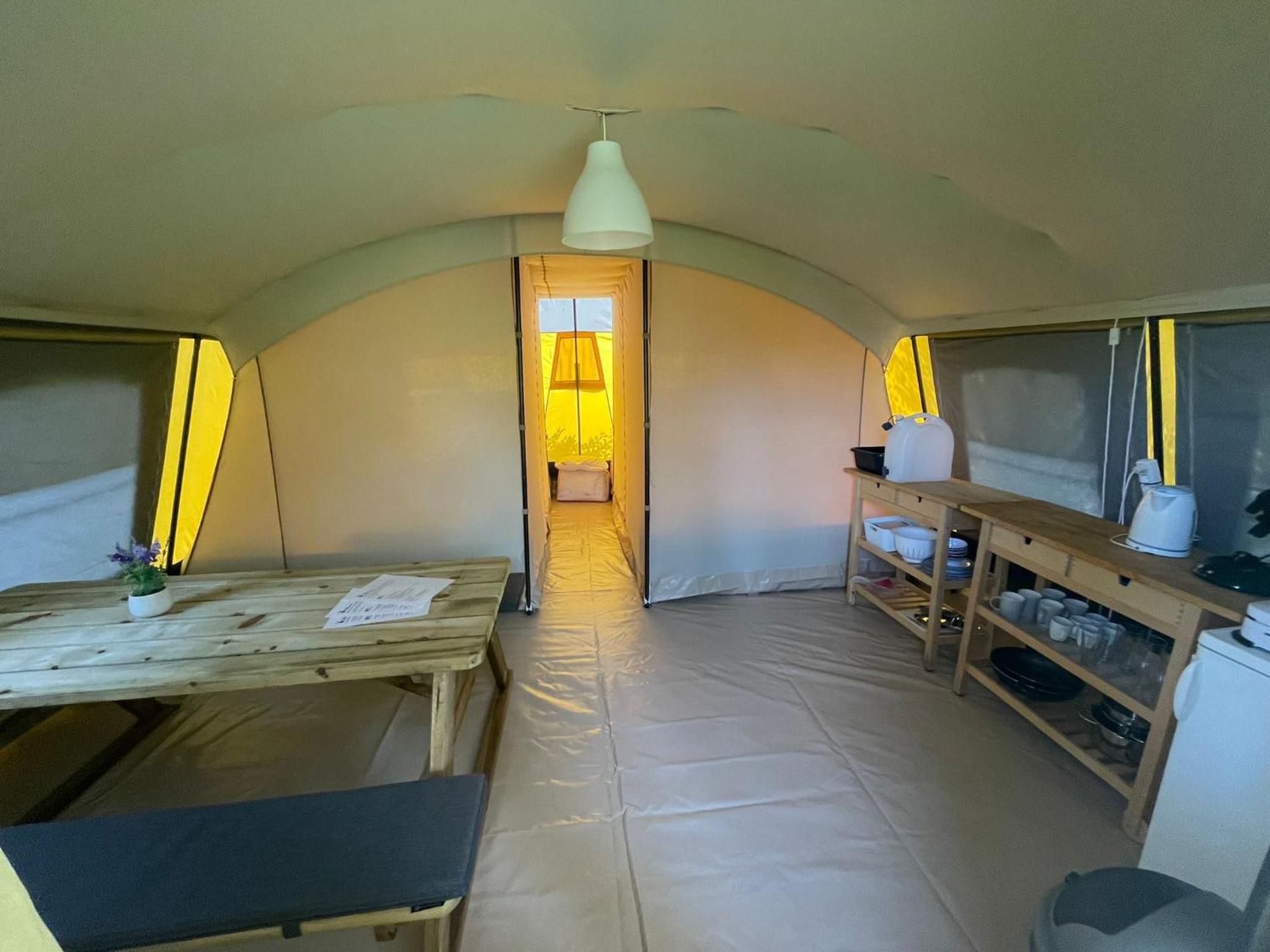 Ingerichte De Waard tent - 5 personen view 3