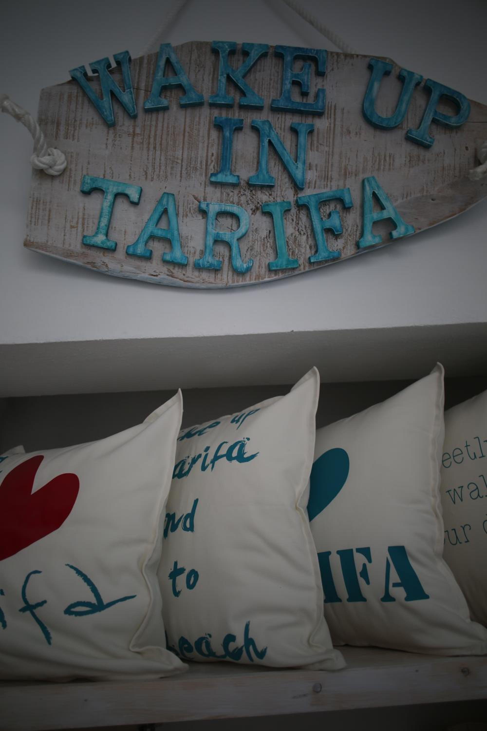 Wake up in Tarifa Hostel & Restaurant Lounge