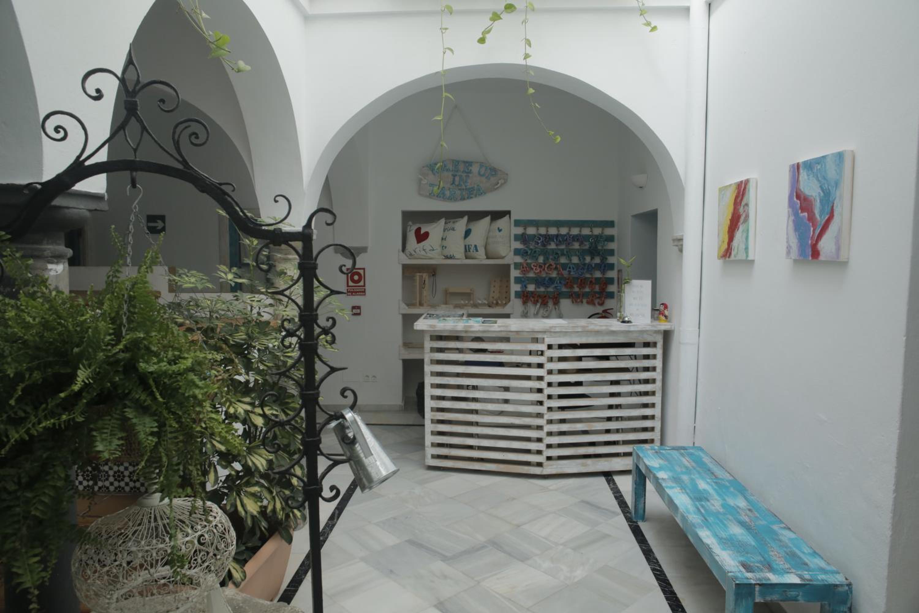 Wake up in Tarifa Hostel & Restaurant Lounge