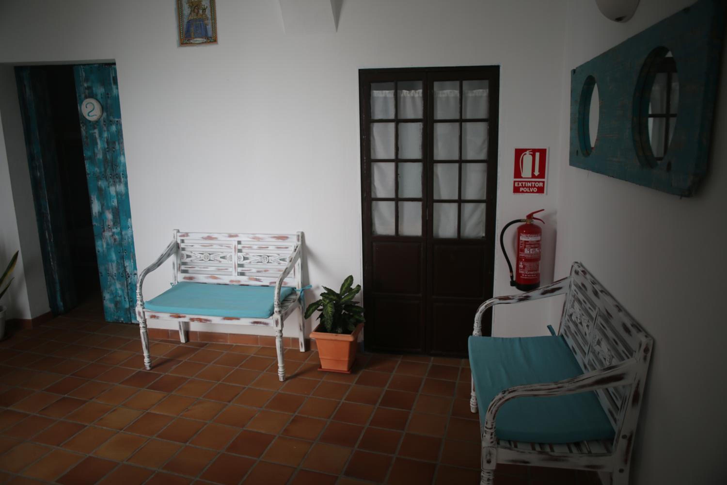 Wake up in Tarifa Hostel & Restaurant Lounge
