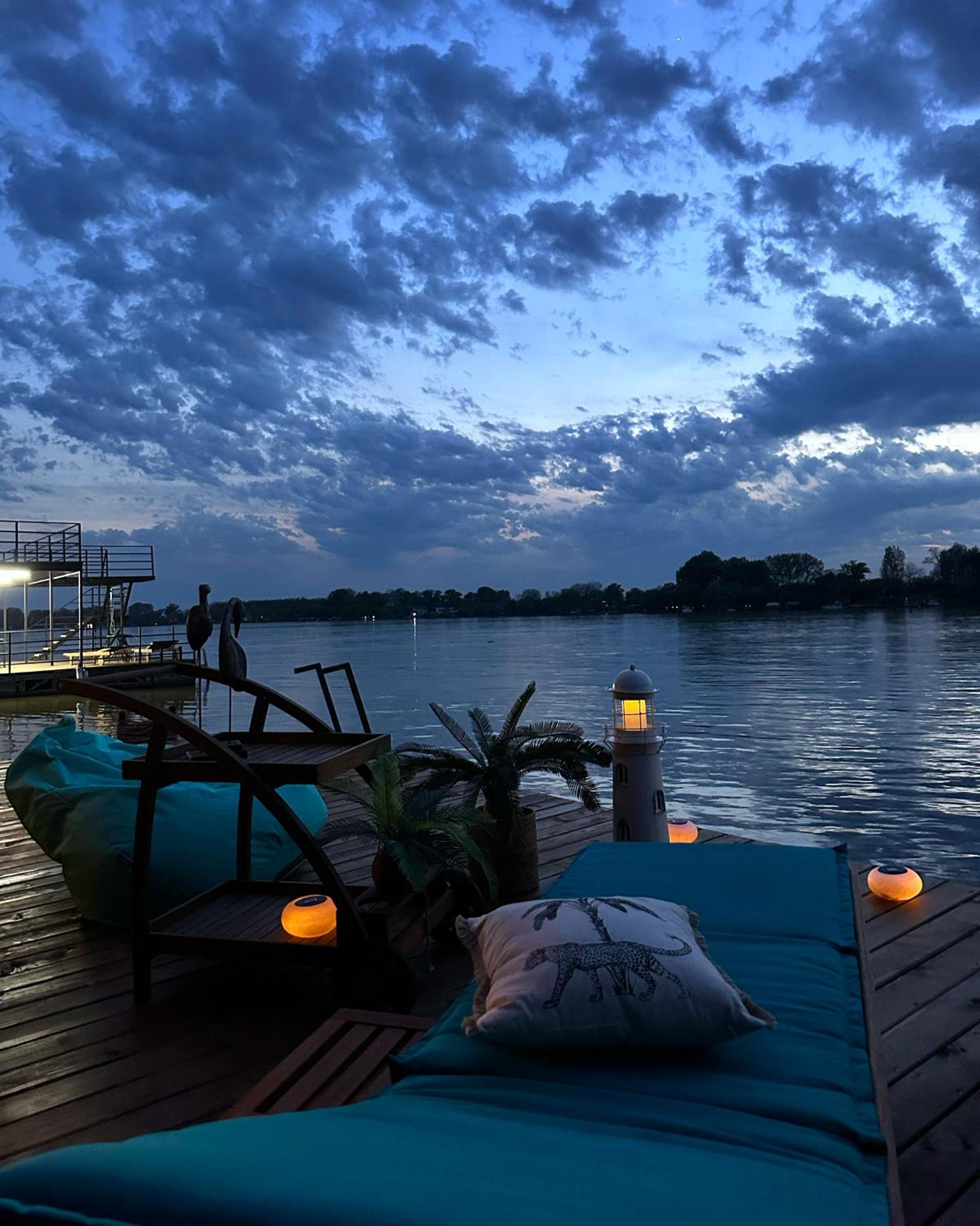 KaSper River House view 4