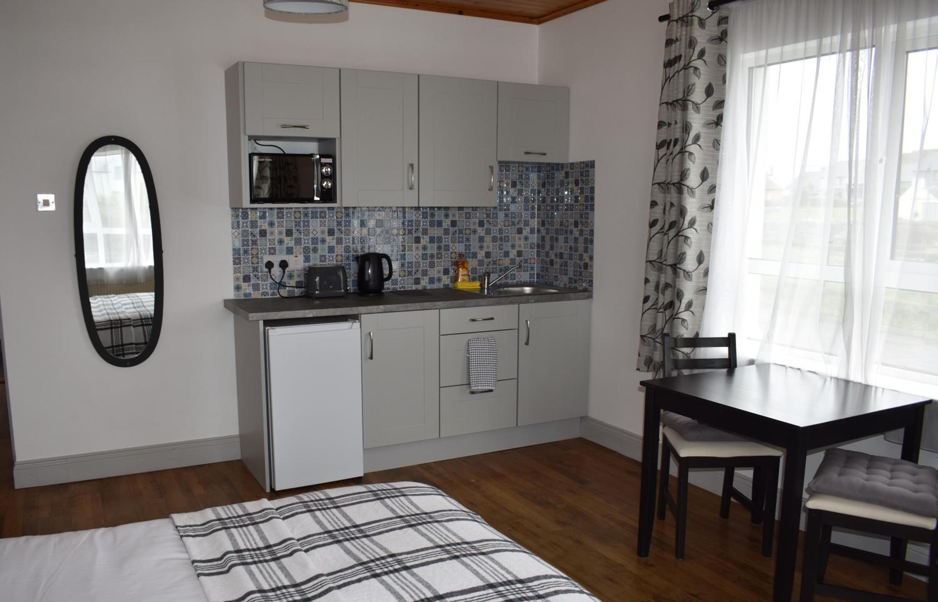 O'Connor's Accommodation view 5