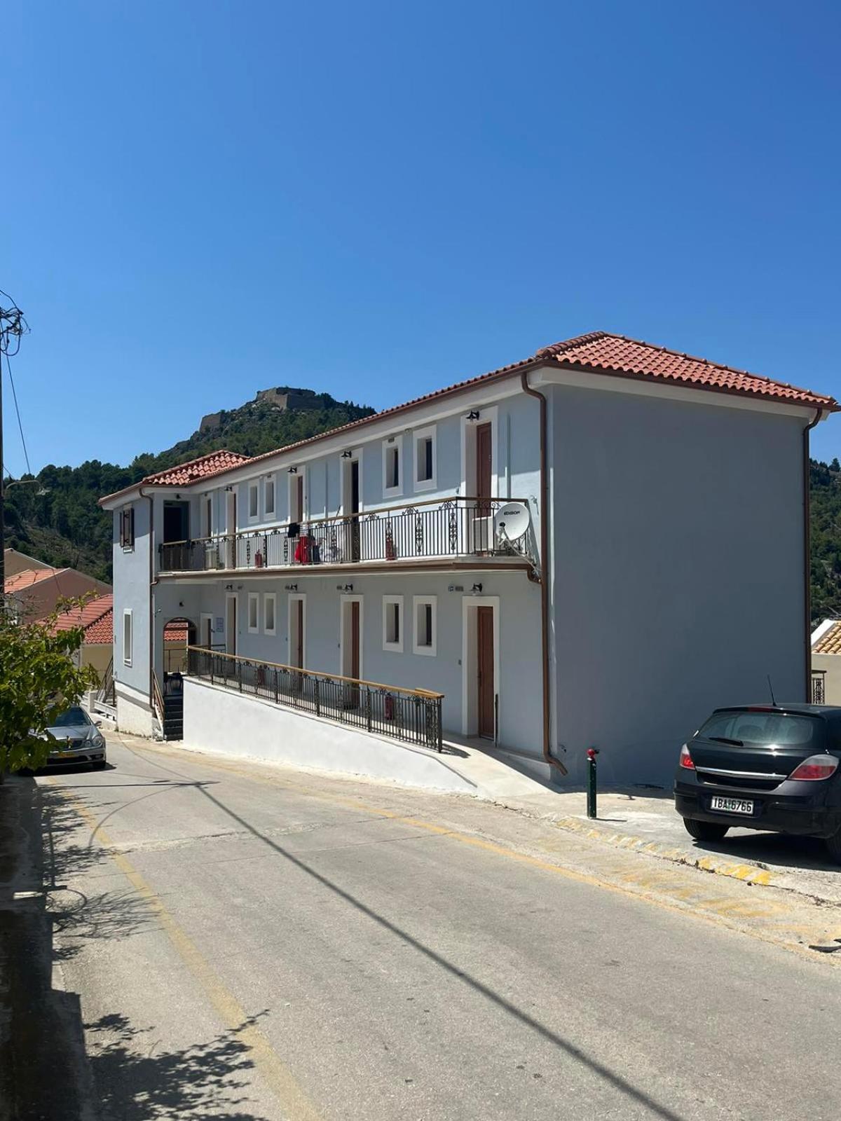 Vassilis Retreat view 3