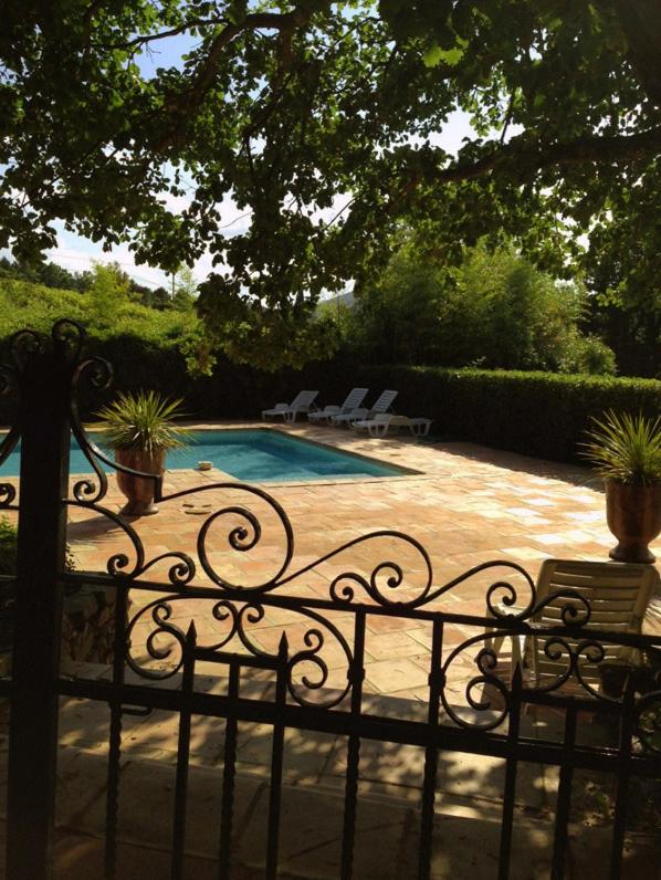 Les Gites du Merle view 2
