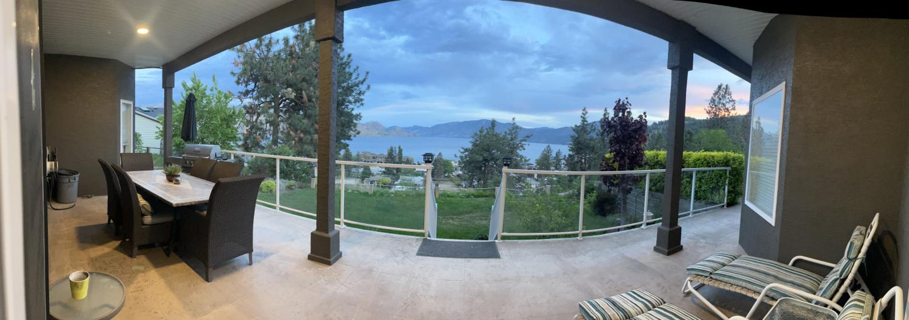 Hotel Heart of Peachland - Image 1