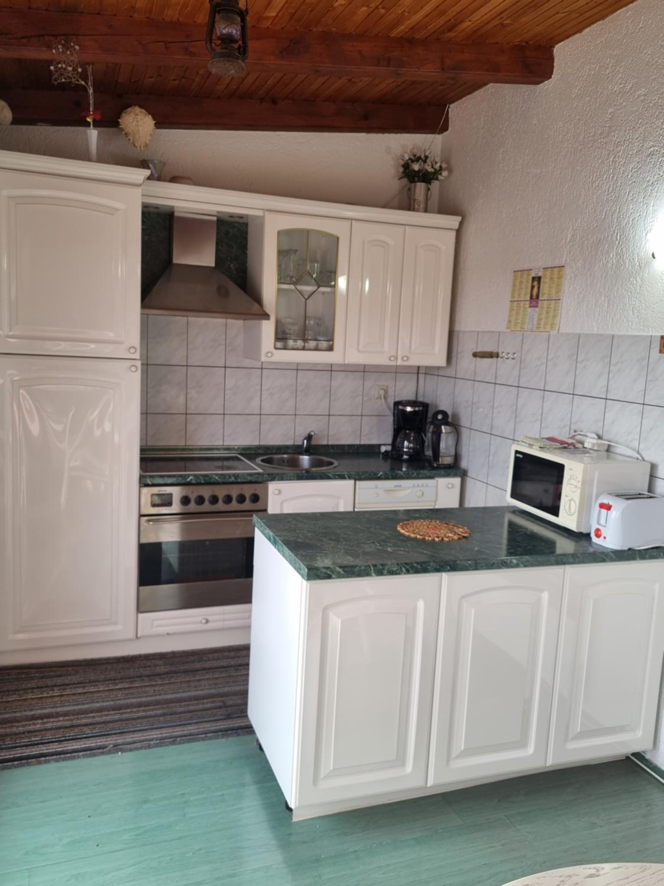 Apartman Zlatko, Palit, Rab view 3