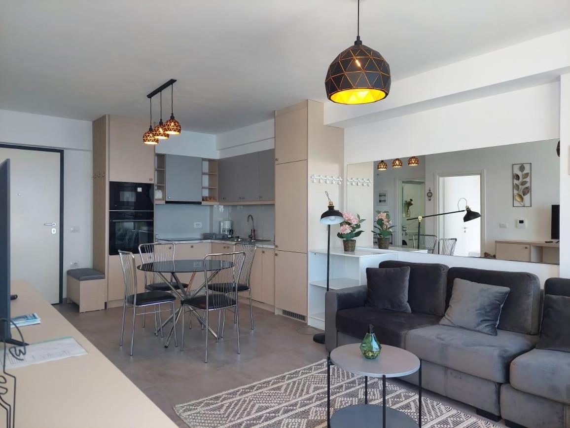 Mihaly Apartment