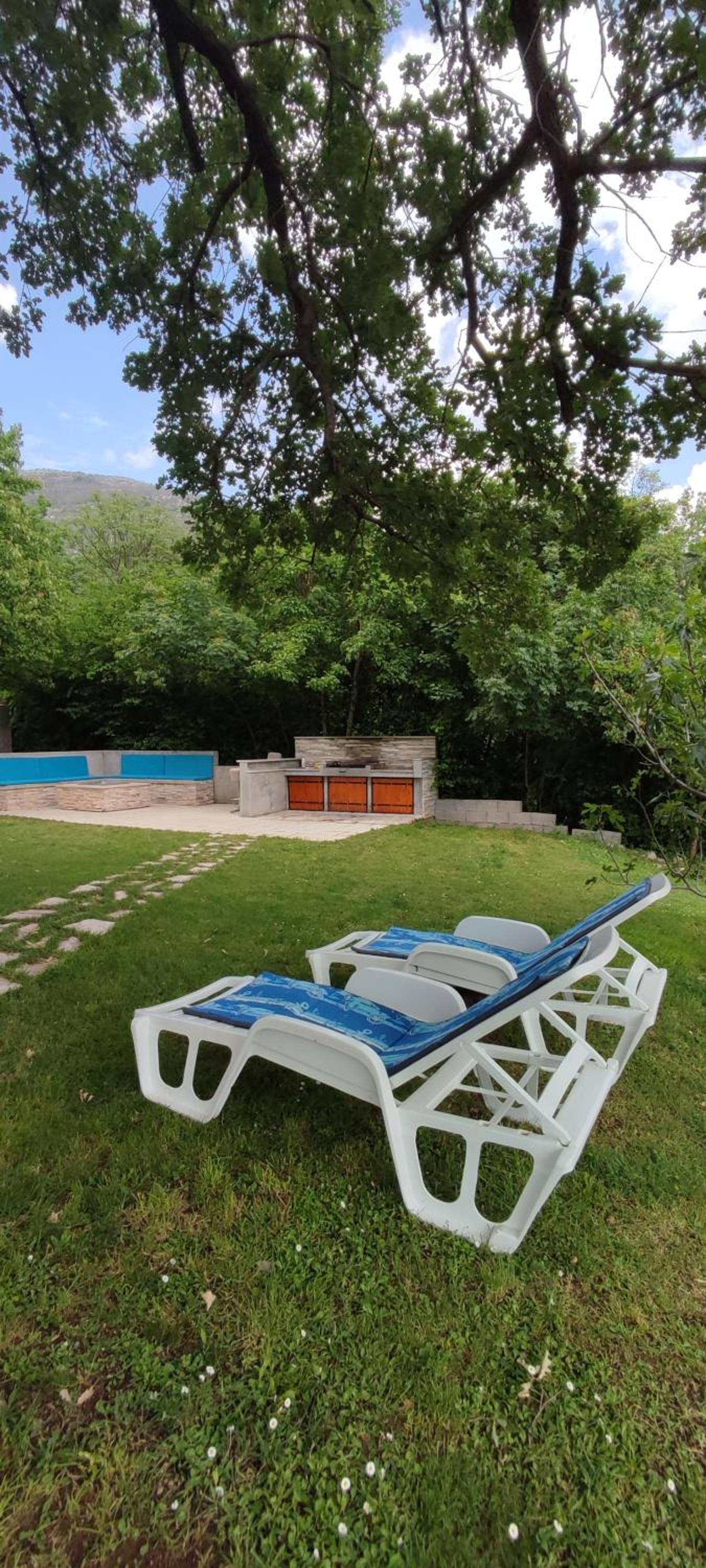Getaway house Loko