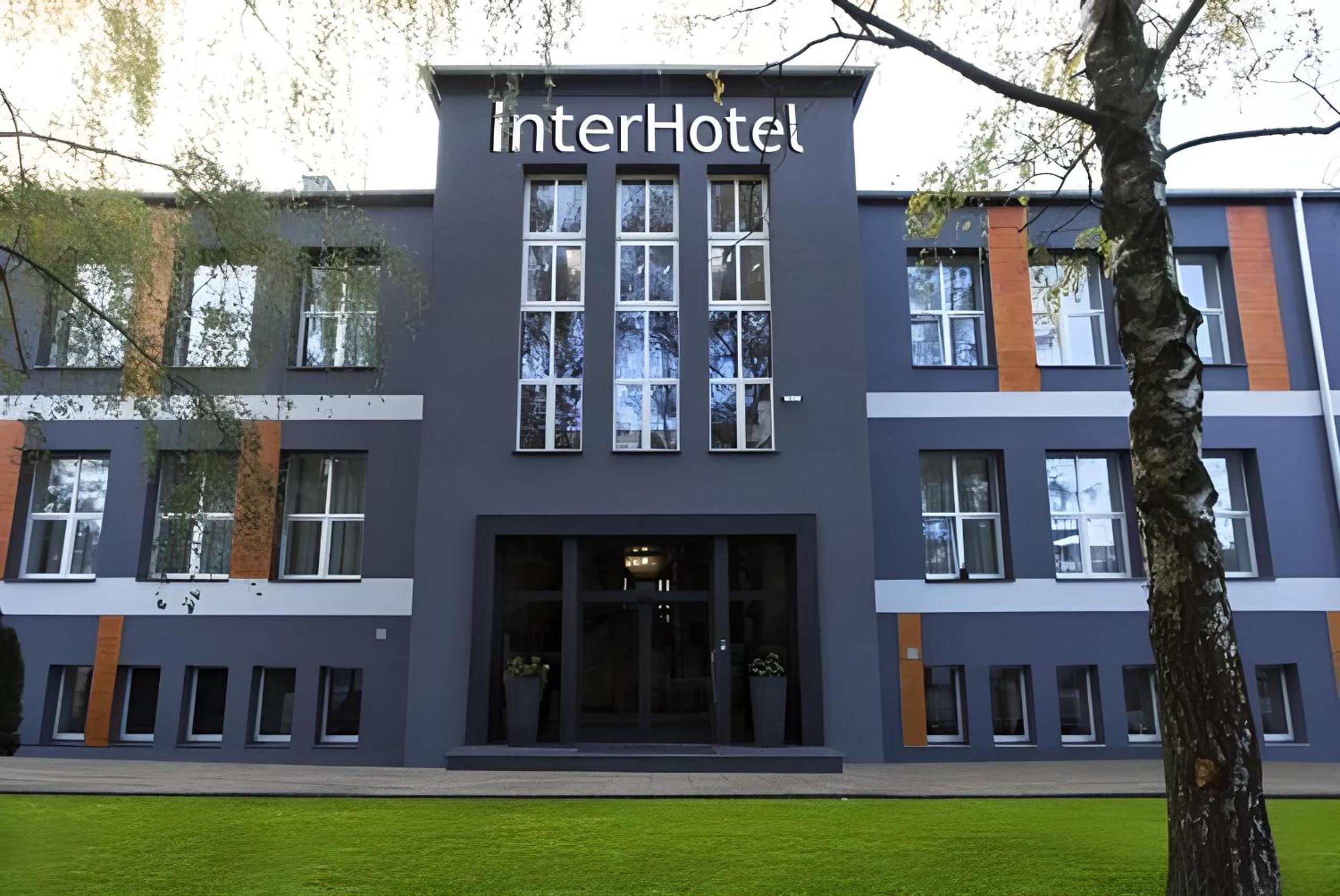 Hotel InterHotel - Image 1