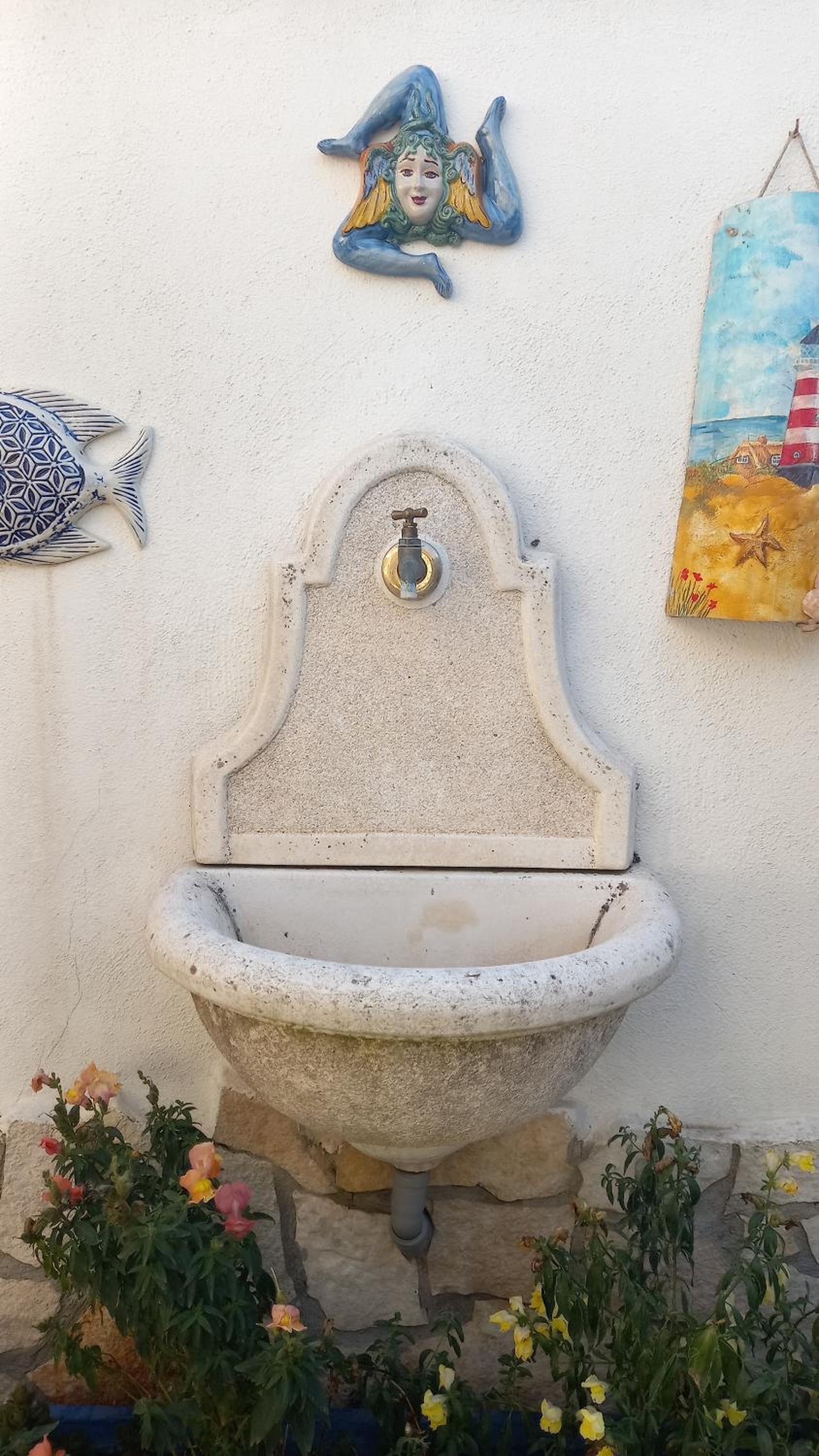 Domus Claudio Garden - Monolocale con giardino privato photo 4