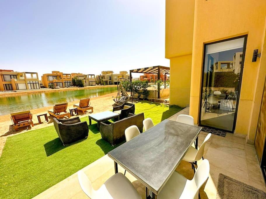 Luxury 3 bedrooms town house