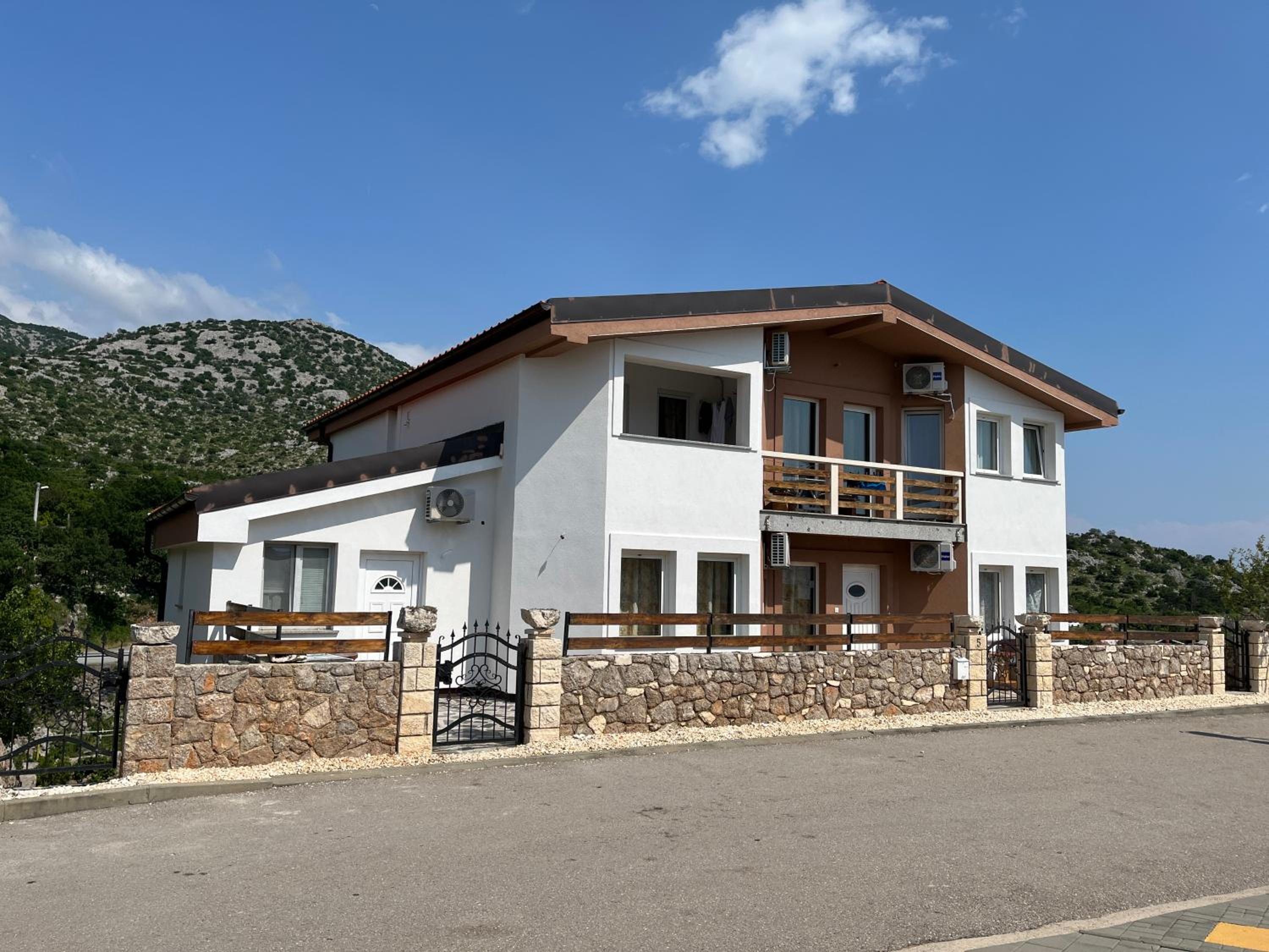 Apartments Japuncic view 2