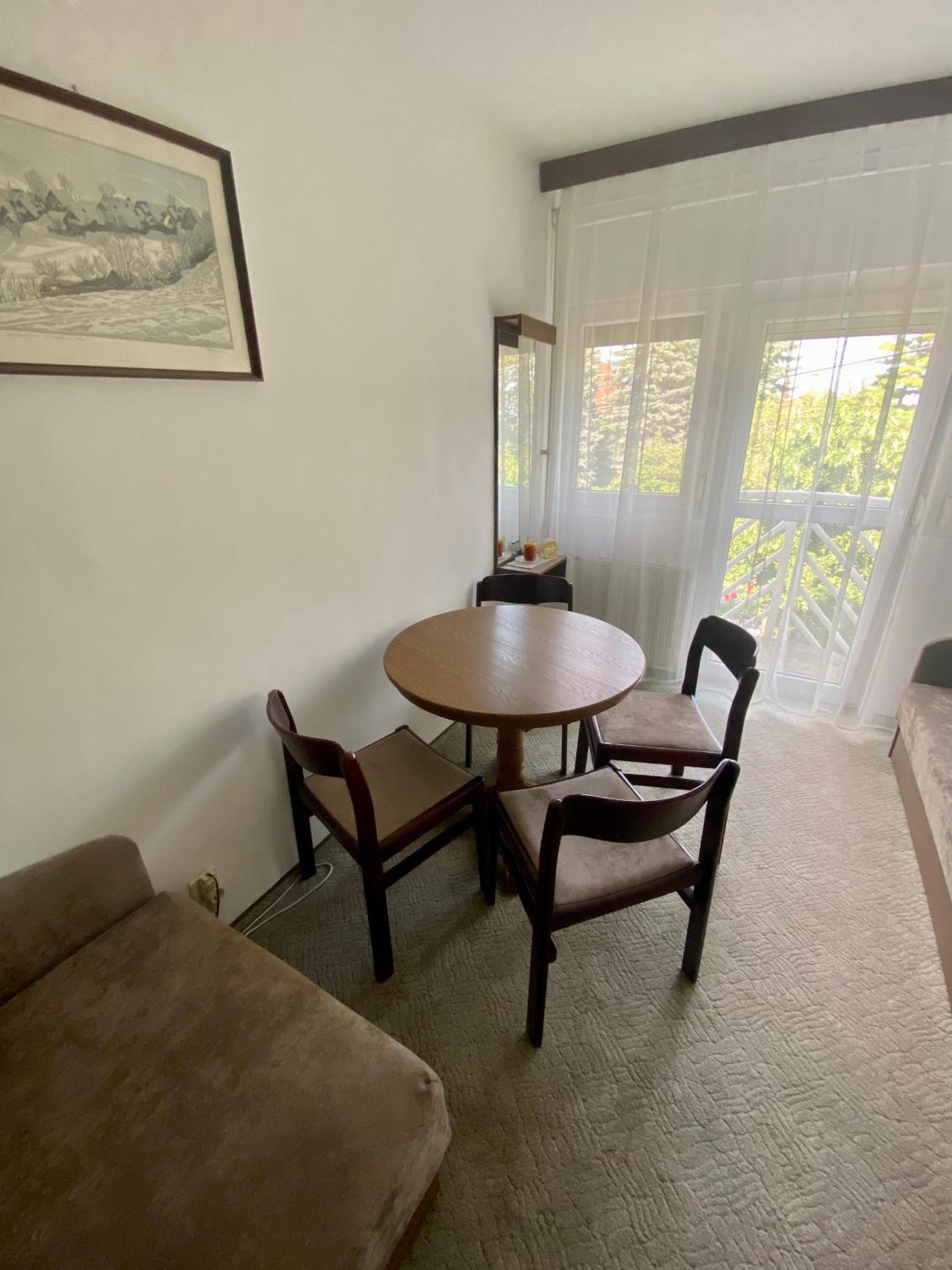 Veronika Apartman