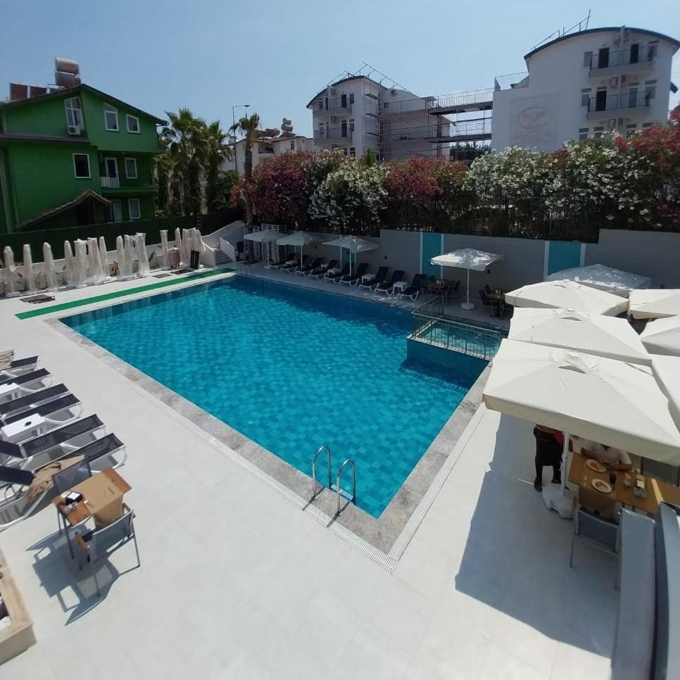 Side Vacations - ALESSIA HOTEL  SPA - Property Image 1