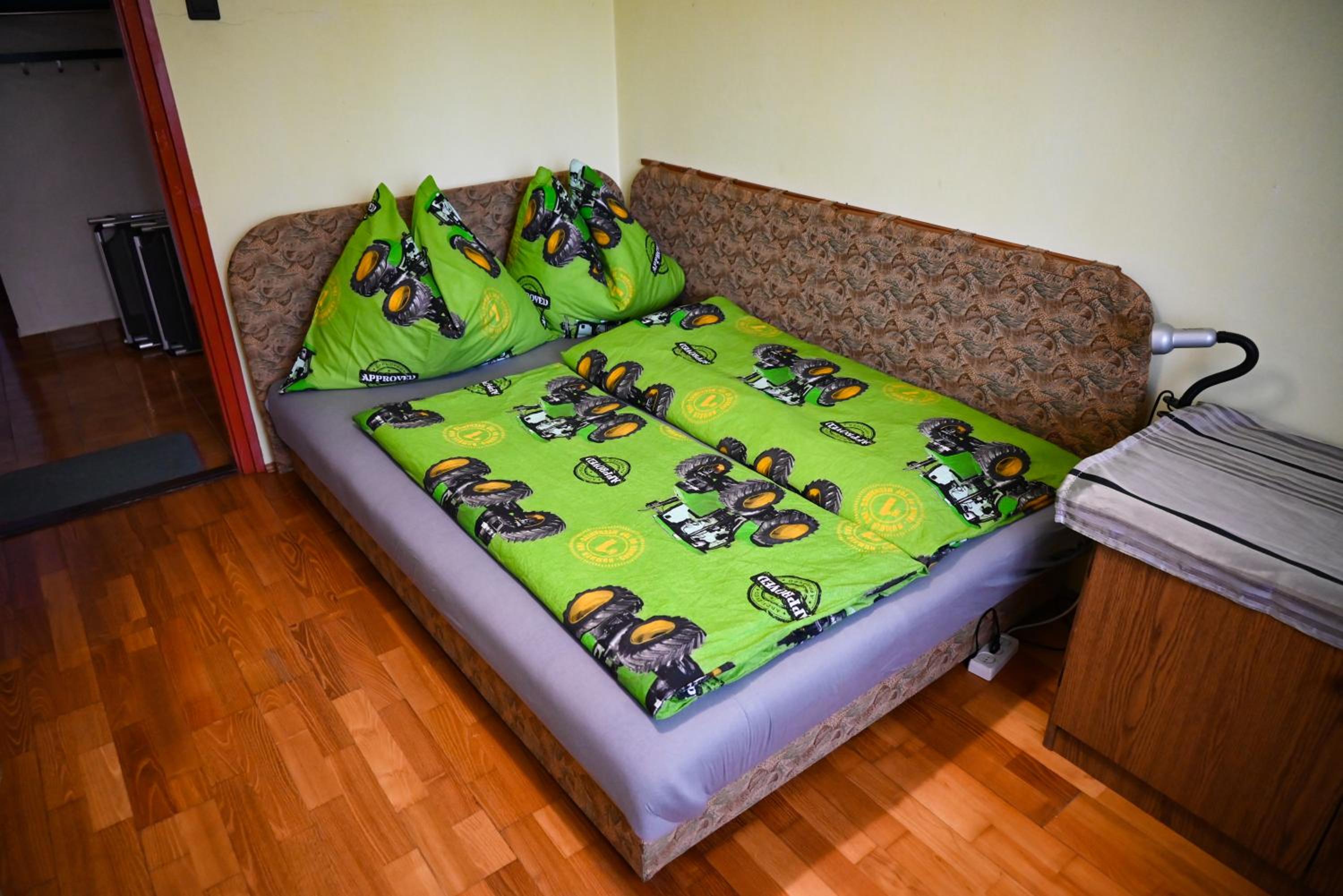 Pelikan Apartman, strand 60 meter