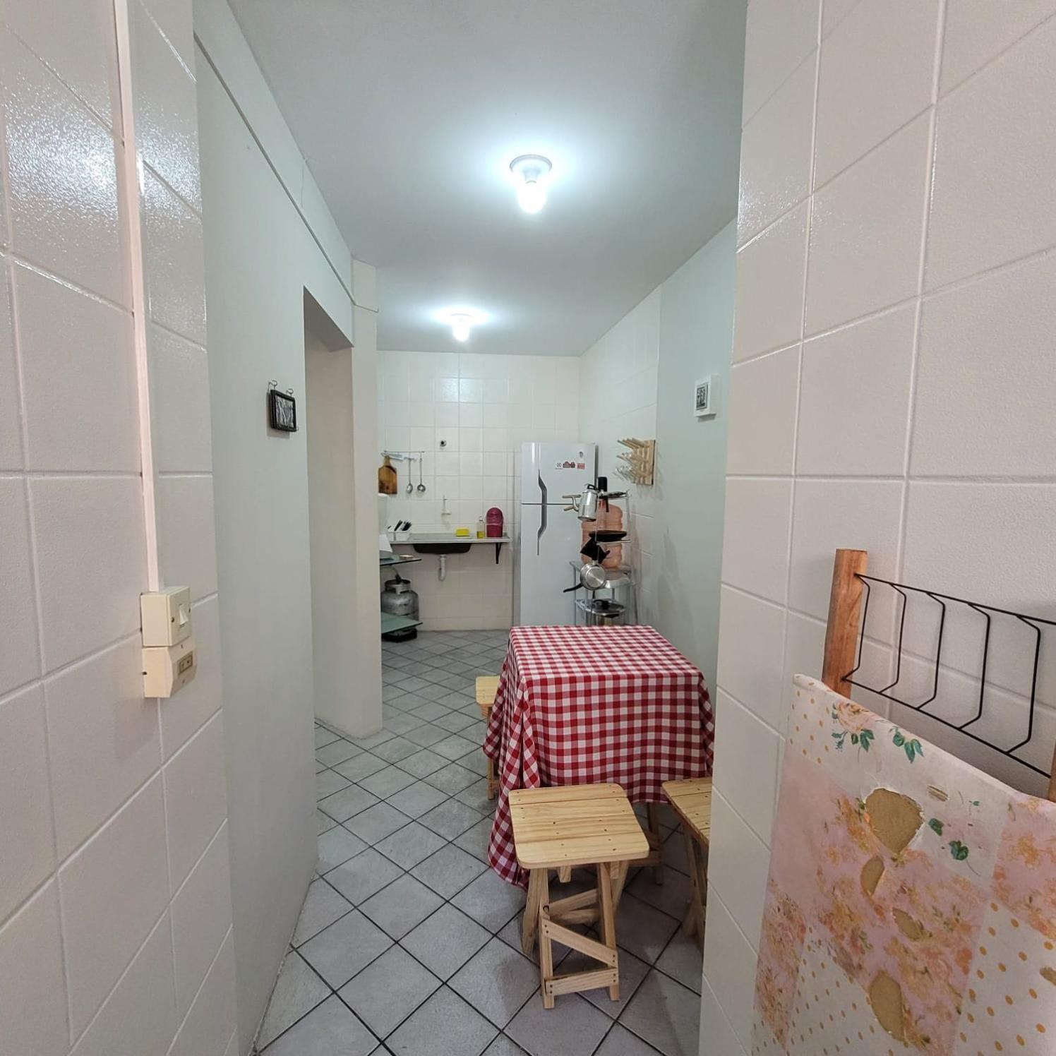 Apat 04 Próx a feira da Sulanca, Caruaru-PE