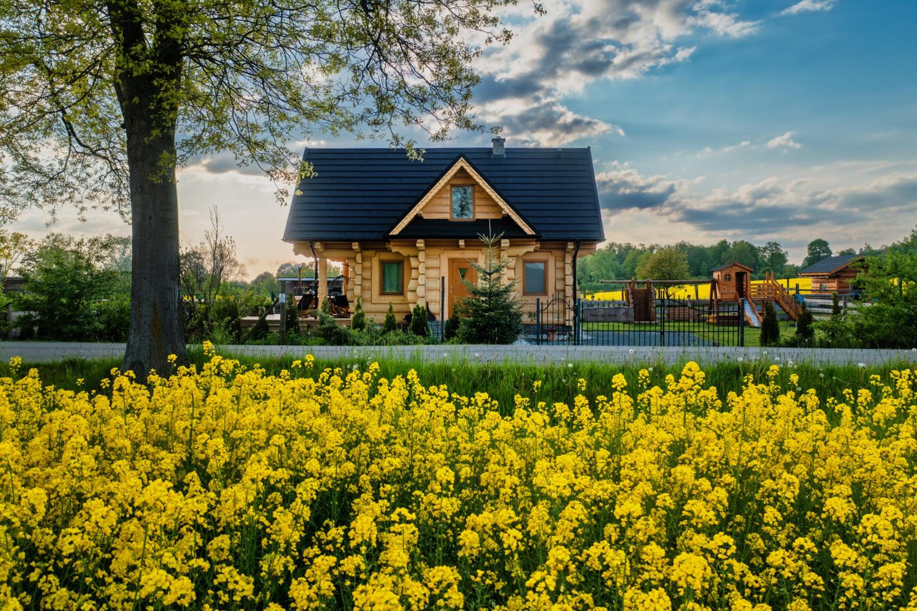 Sudecki Dym z kominkiem koło Karpacza. Agroturystyka view 2
