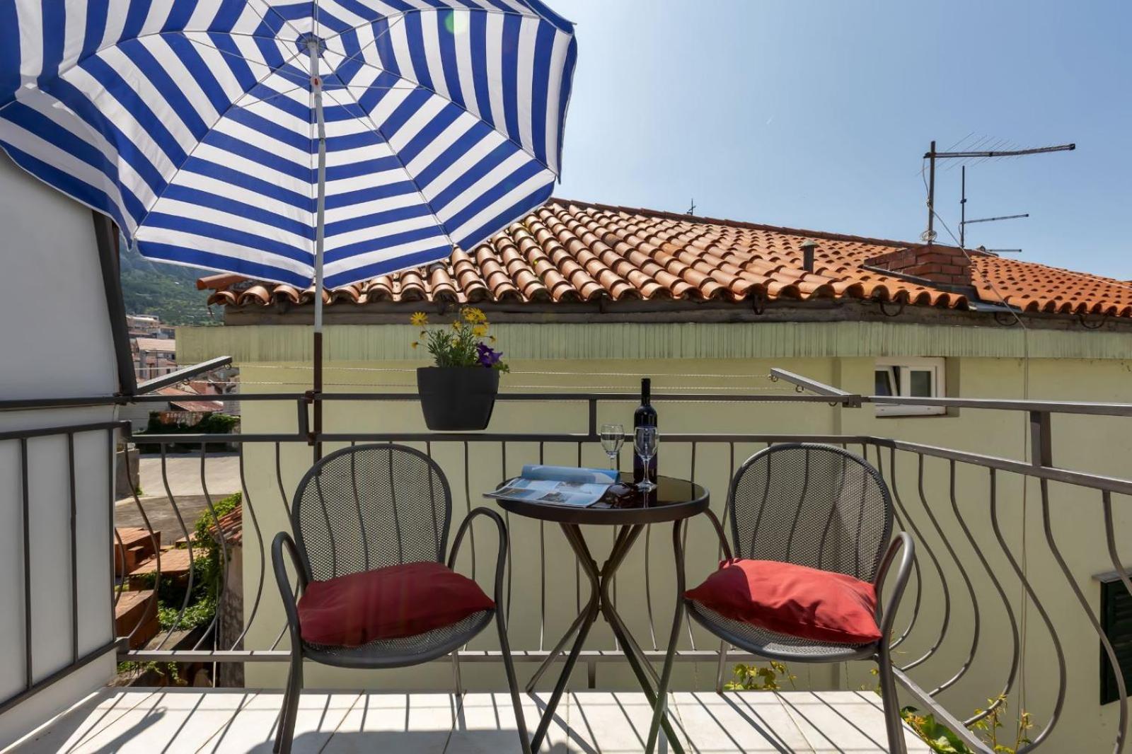 APARTMENT LANTERNA view 3