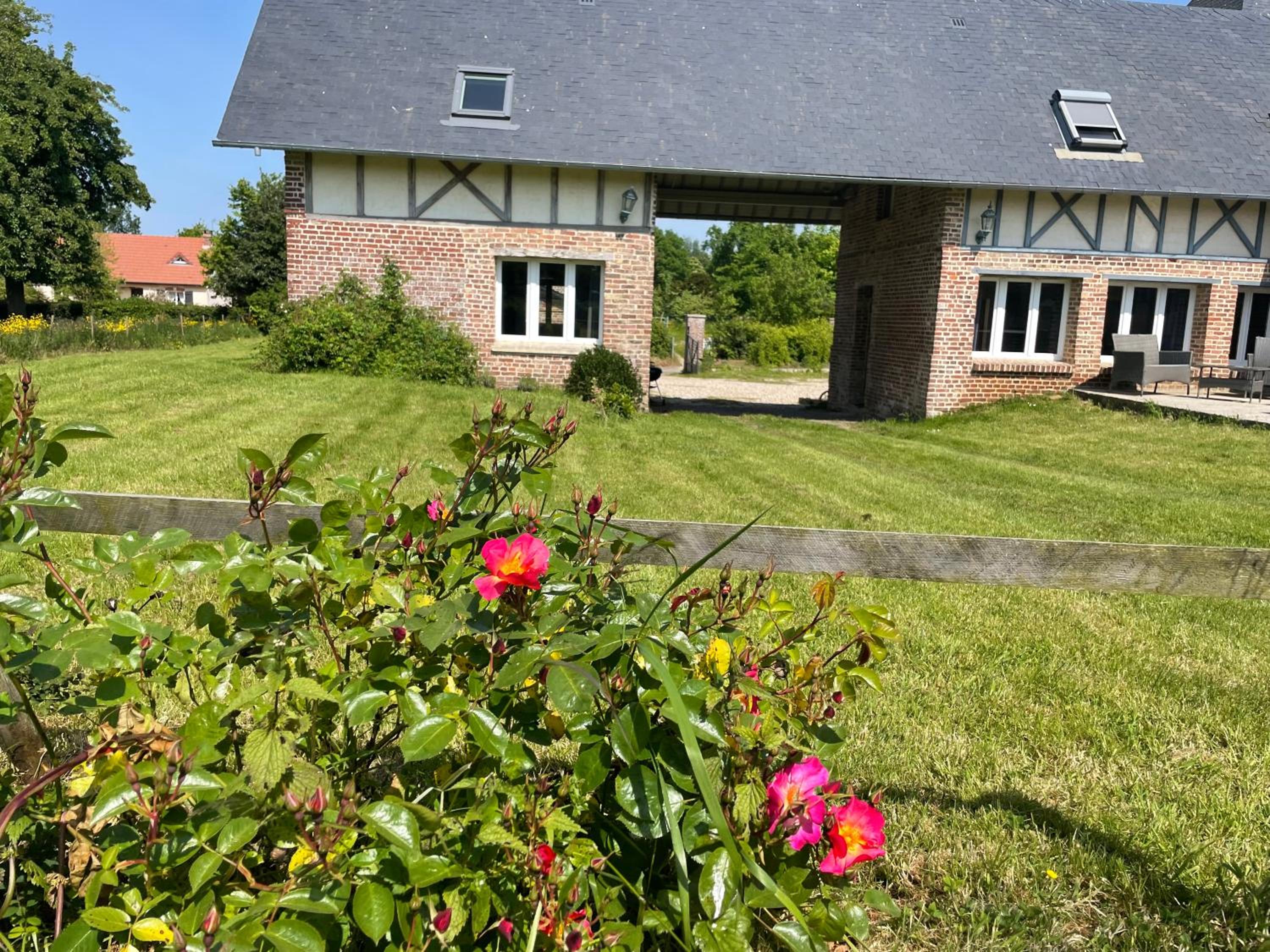 Le Clos Charmaine