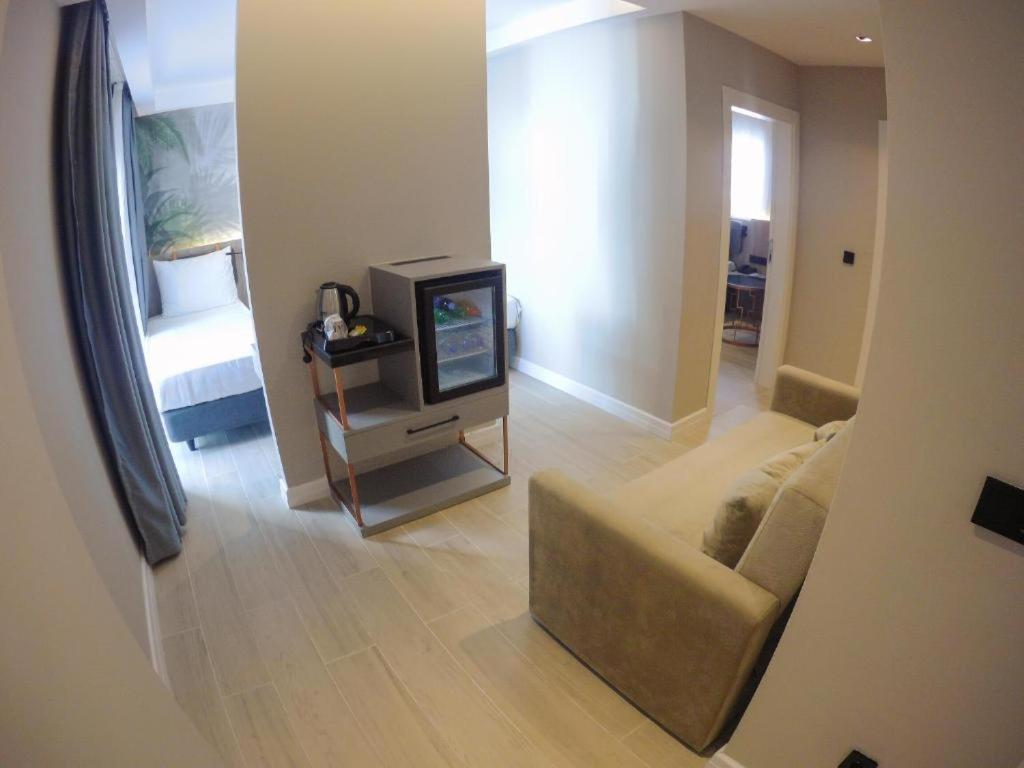 Side Vacations - ALESSIA HOTEL  SPA - Property Image 5