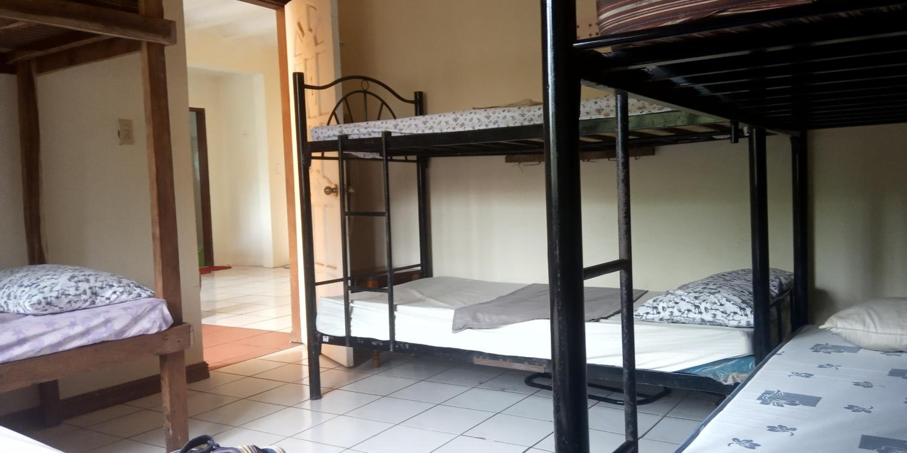 Hub Backpackers Hangout