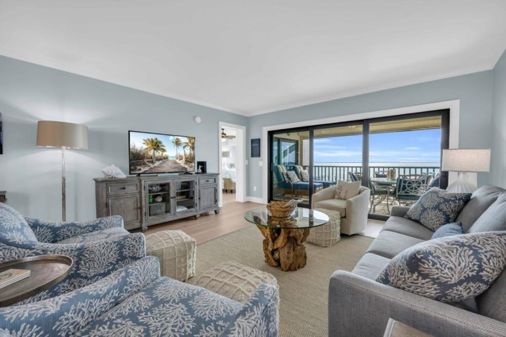 Sunset Captiva Bayside 204 condo