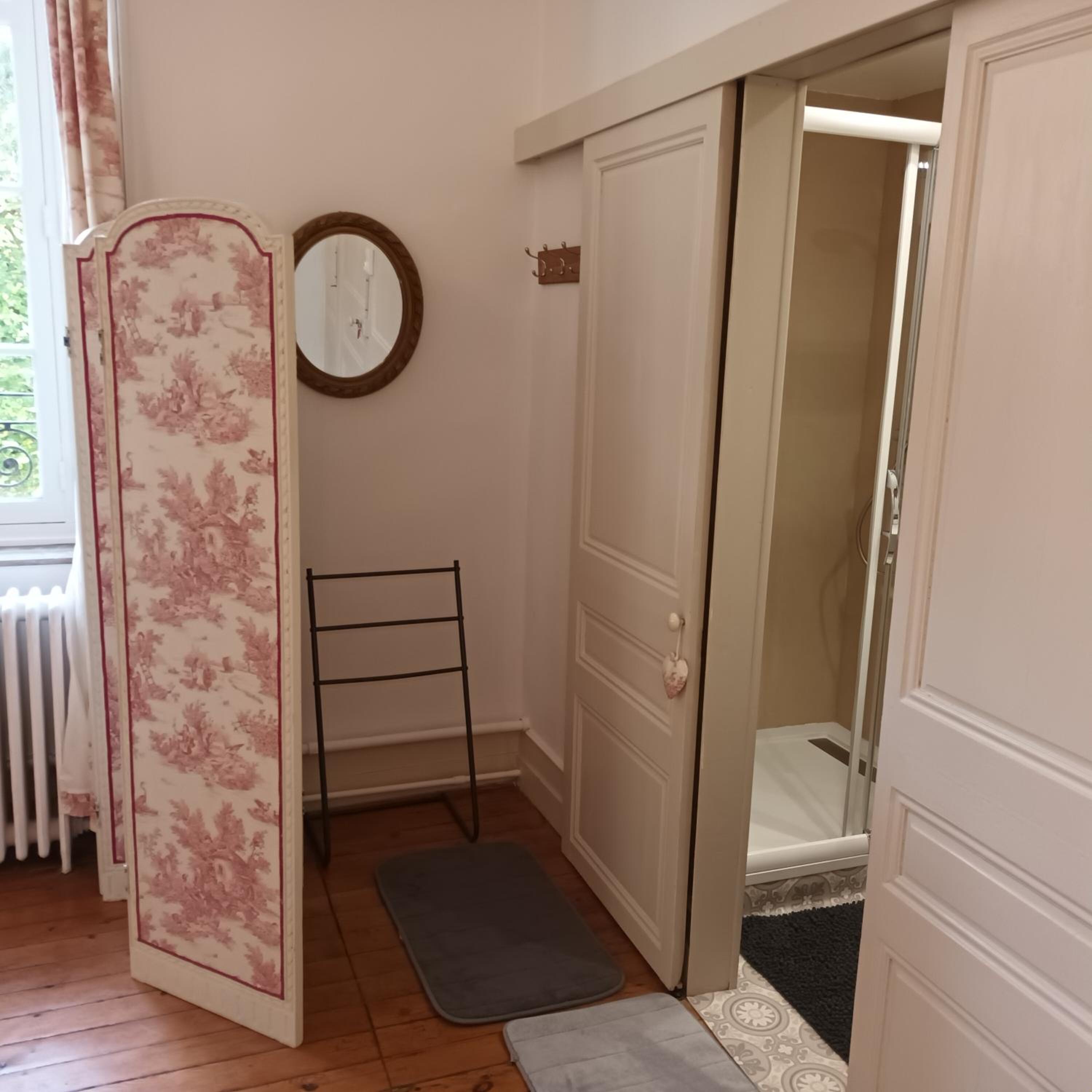 Petit manoir de la berthenlaire