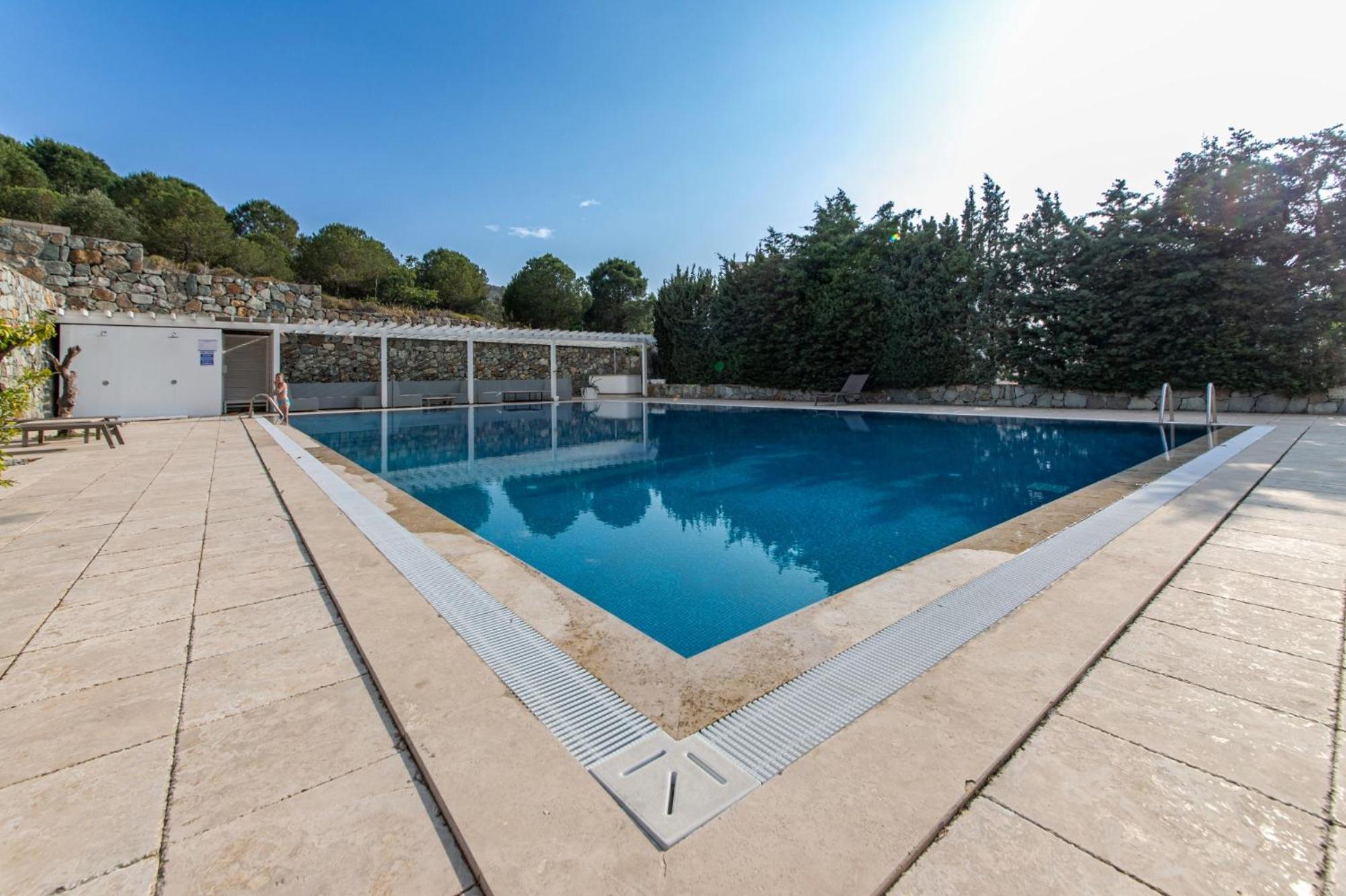 Huge Luxury Villa With Pool Near Beach in Bodrum