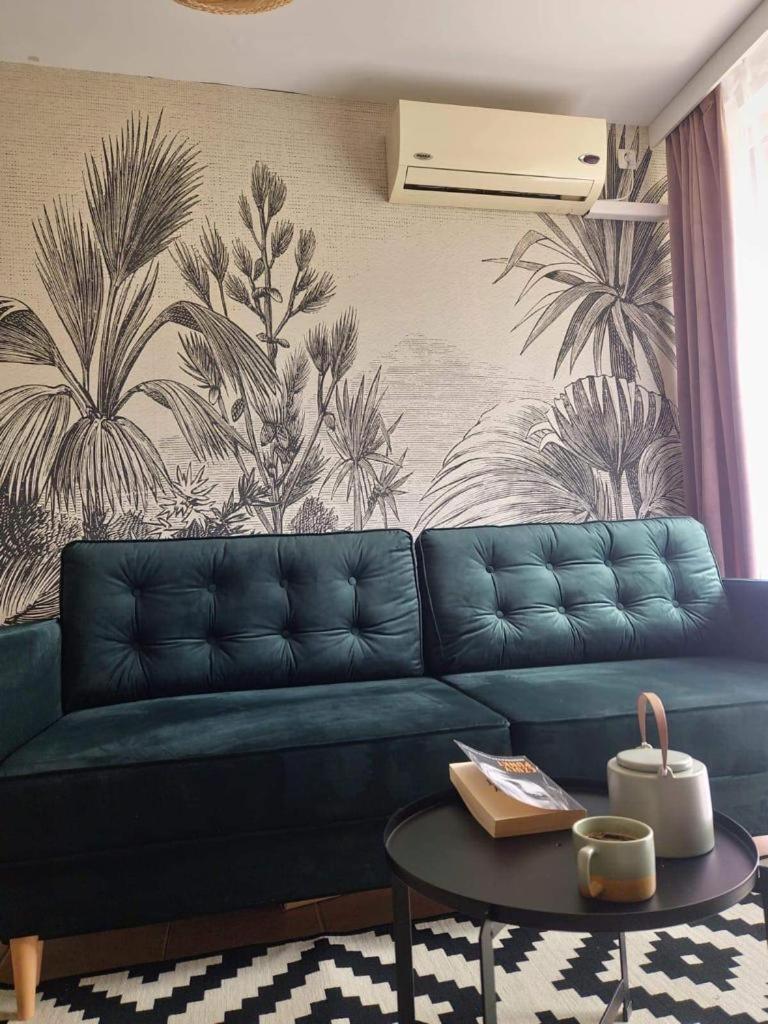 HOLIDAY ORCHID FORT GARDEN - Premium Apartments