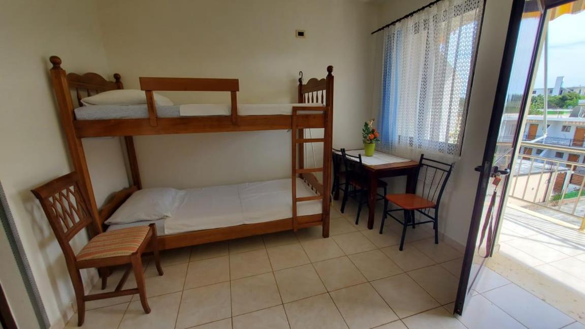A & H Apartments Velipoje